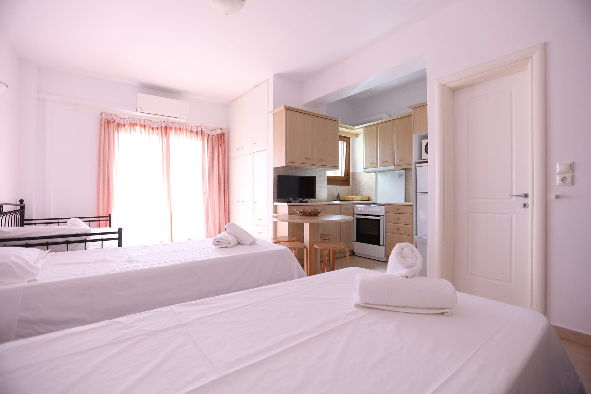 properties-SGIALOVA-2.jpg
