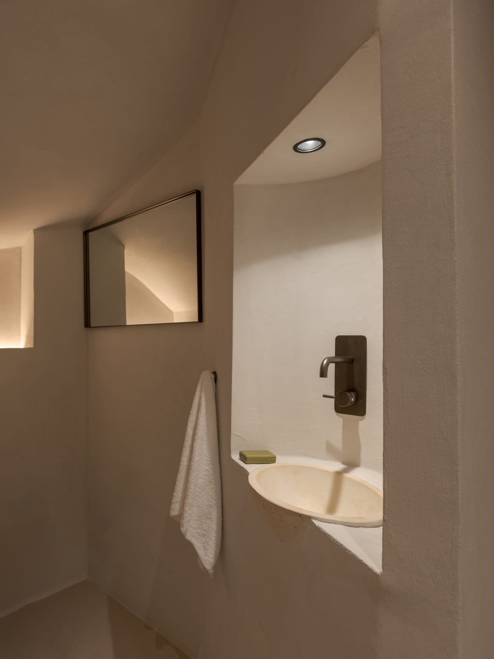 properties-SIFNAIOS-3.jpg
