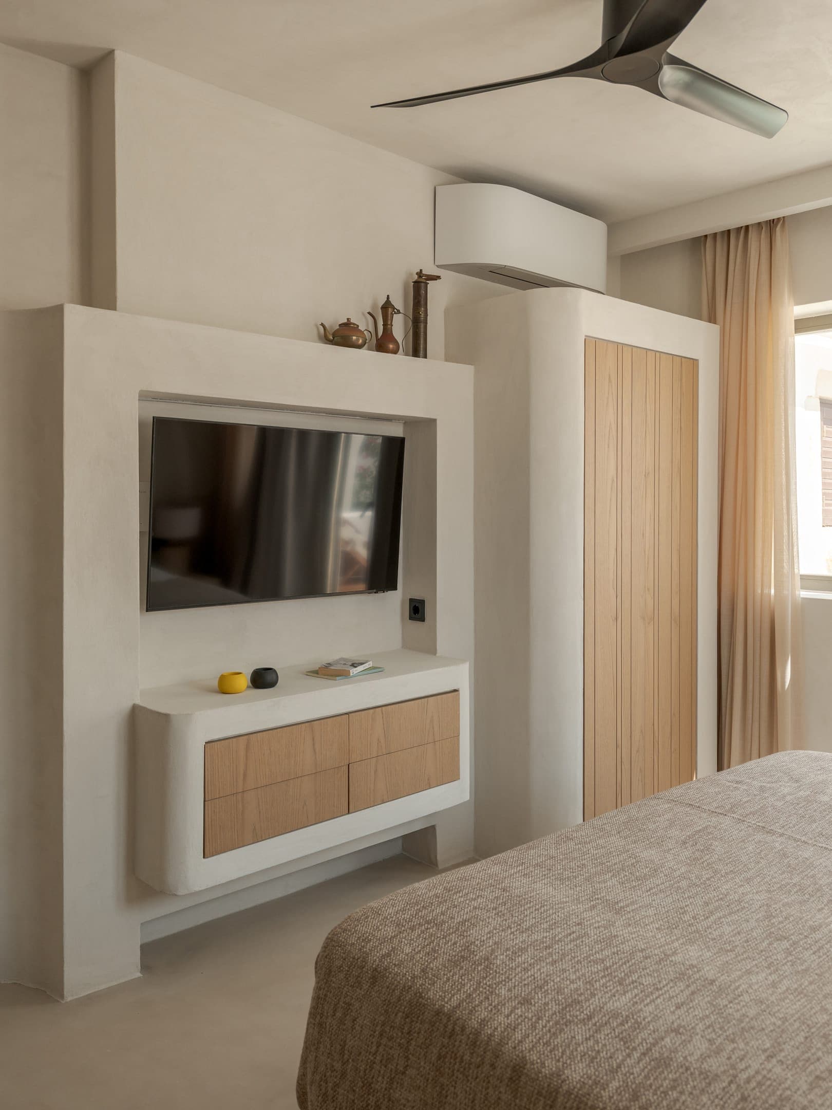 properties-SIFNAIOS-4.jpg