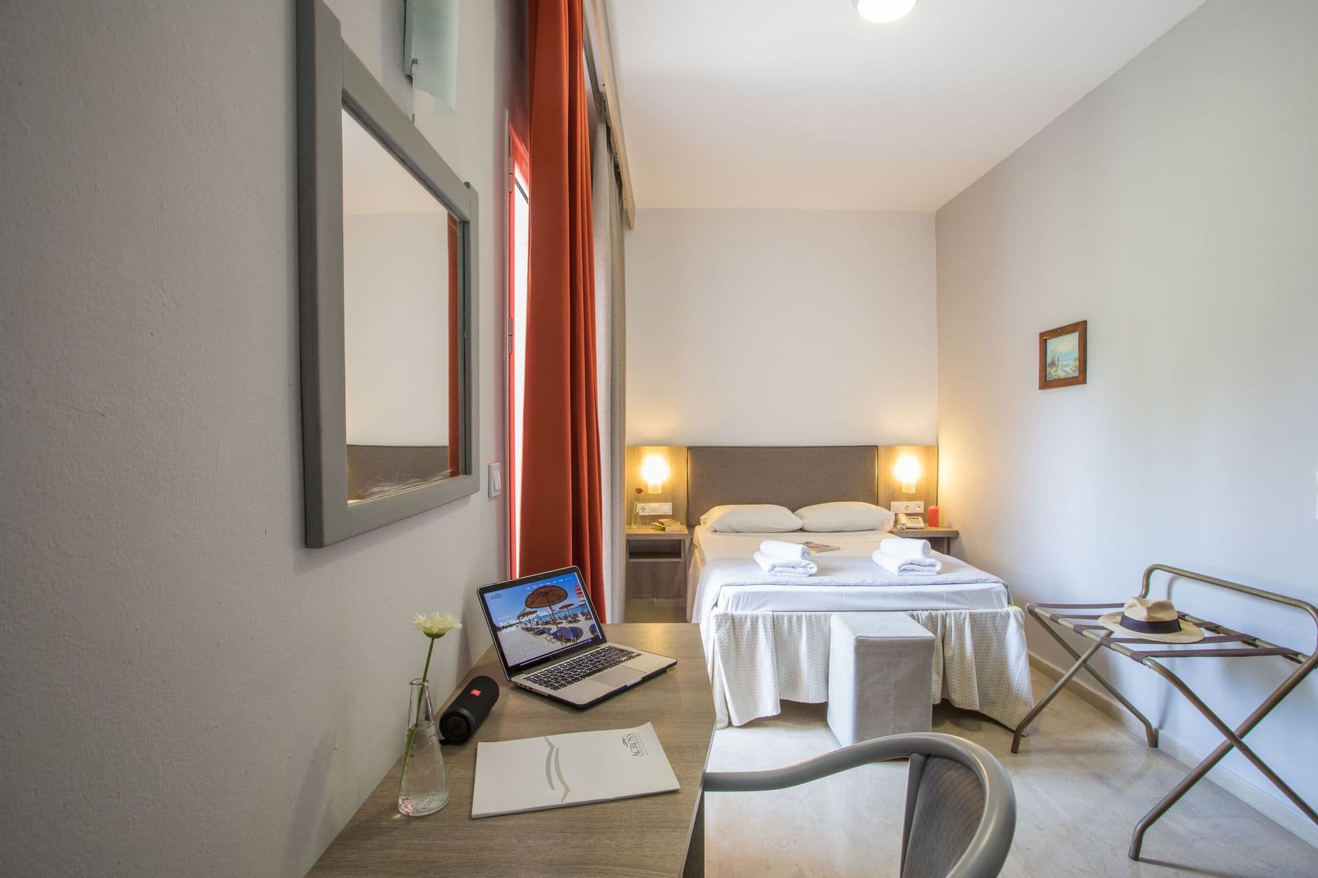 properties-SILVERBAYC-0.jpg