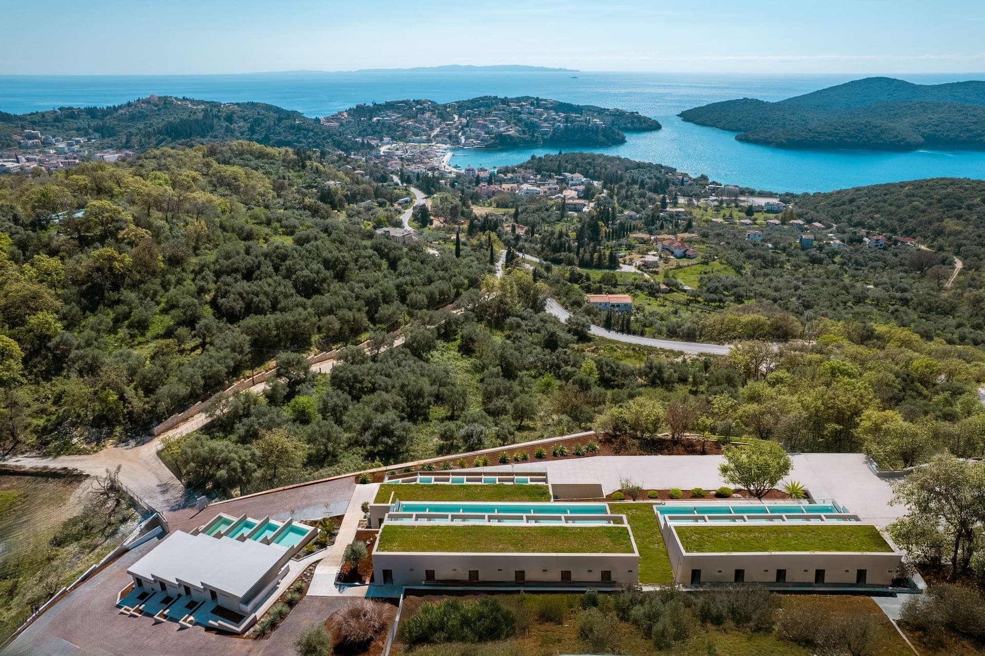 properties-SIVOTA4S-1.jpg