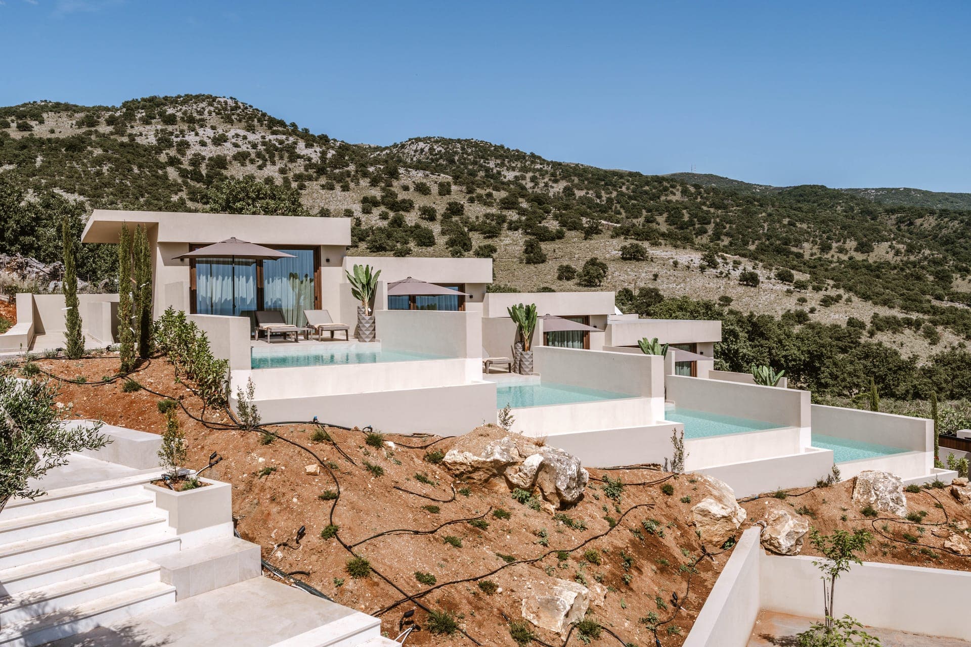 properties-SIVOTA4S-2.jpg
