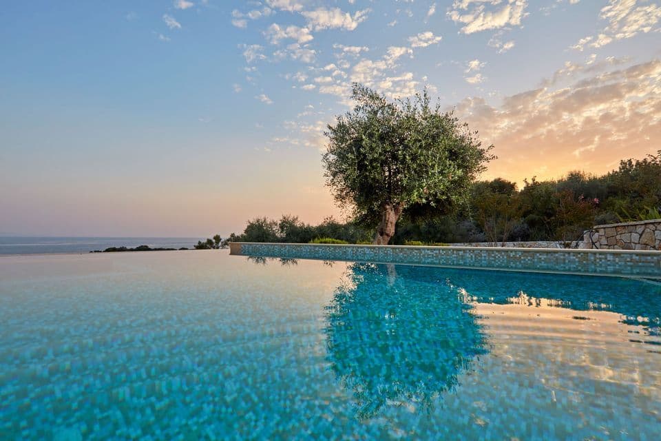 properties-SIVOTASEA-0.jpg