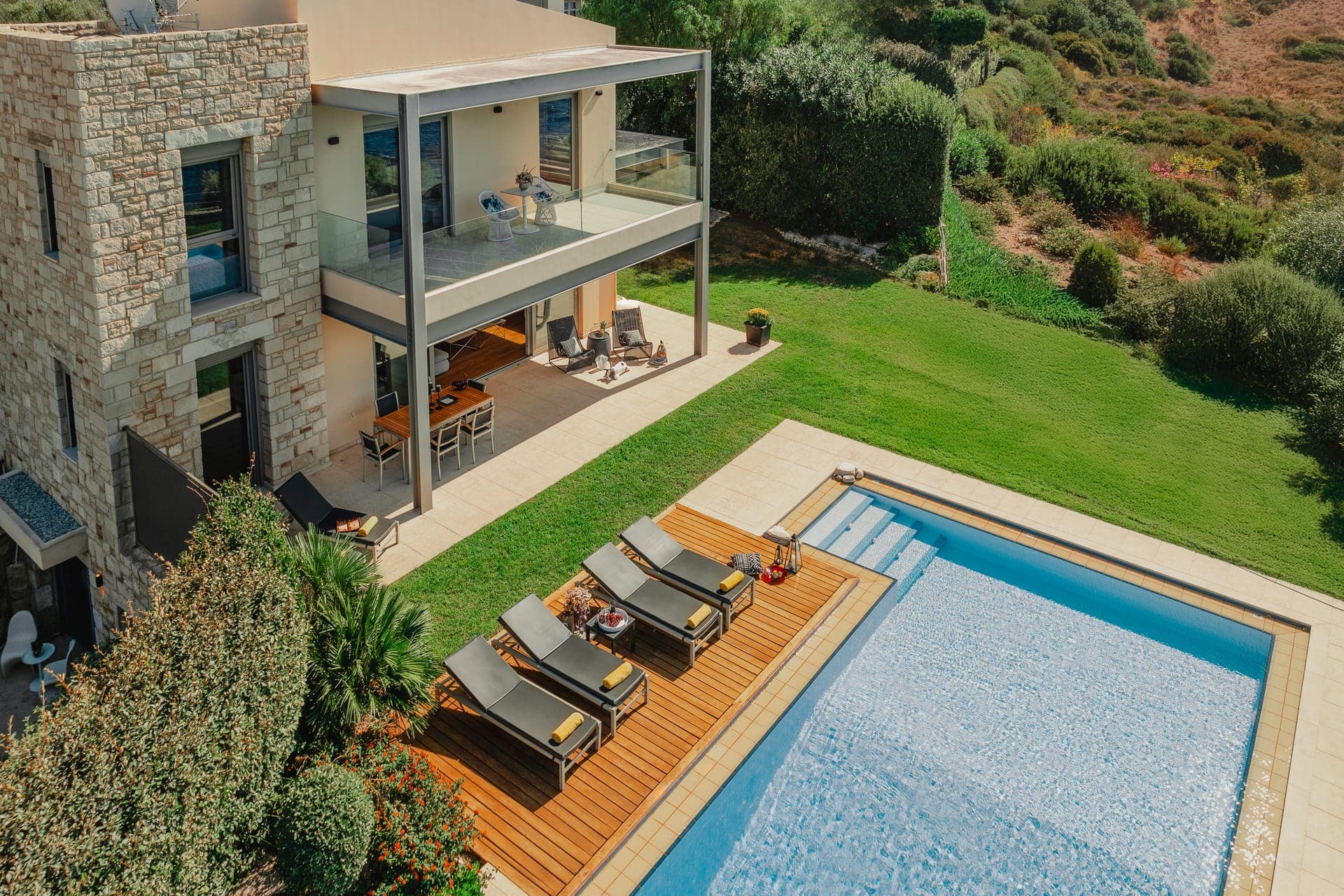 Almyra residence