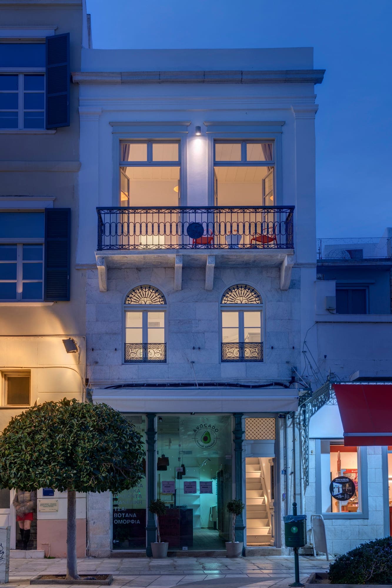 properties-SKYLIGHT-3.jpg