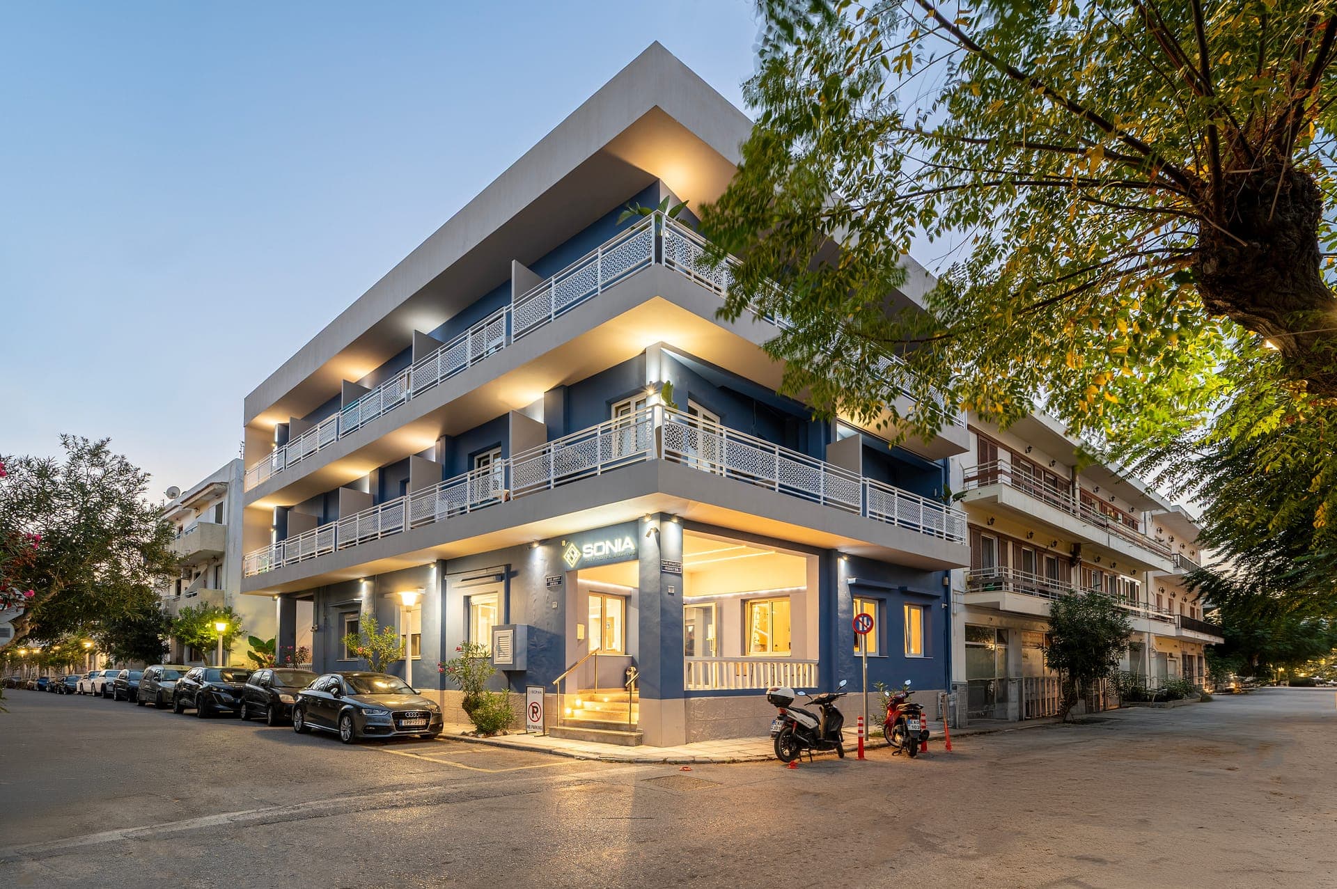 properties-SONIAHOT-0.jpg