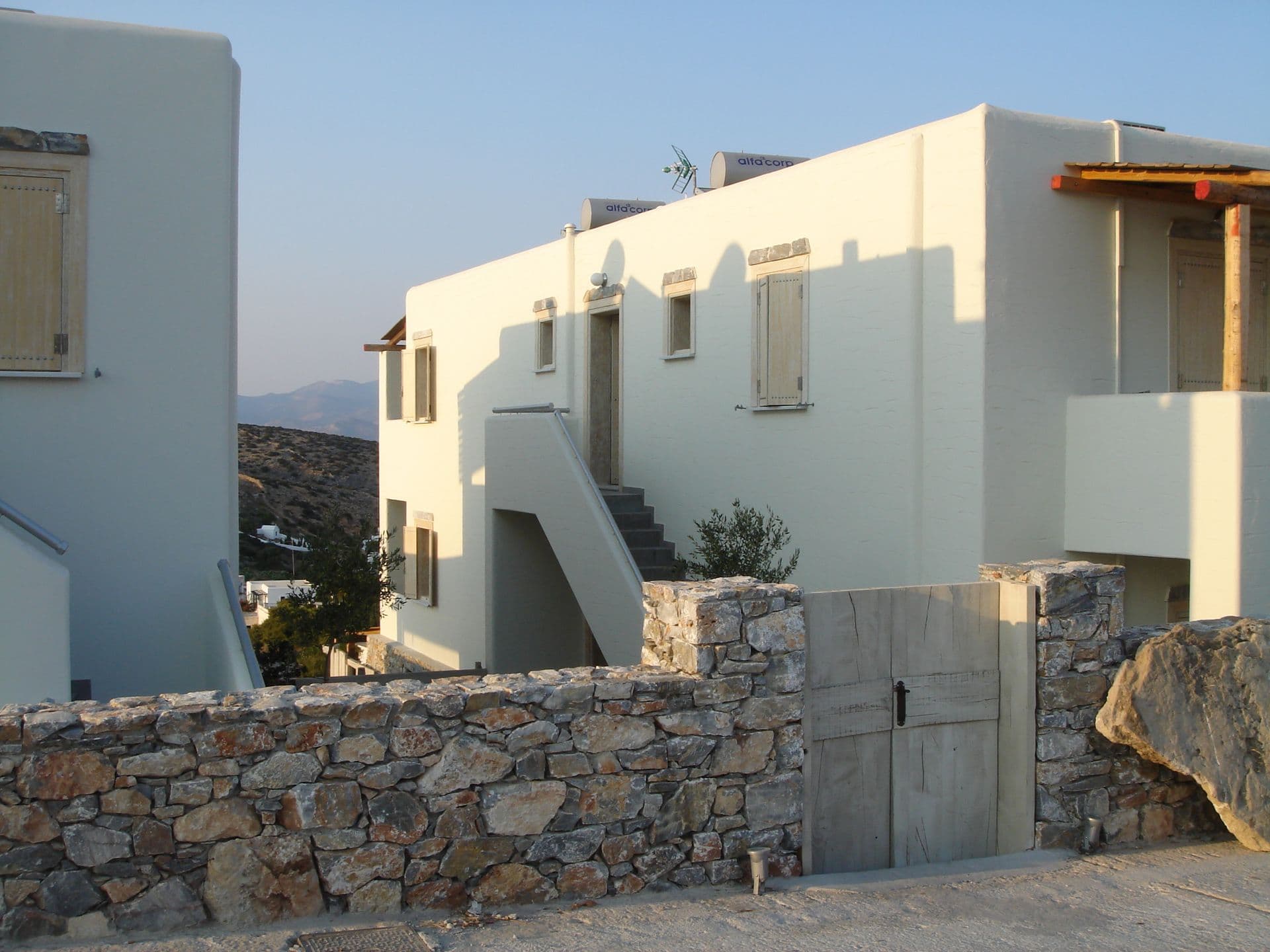 properties-SPEIRES-1.jpg