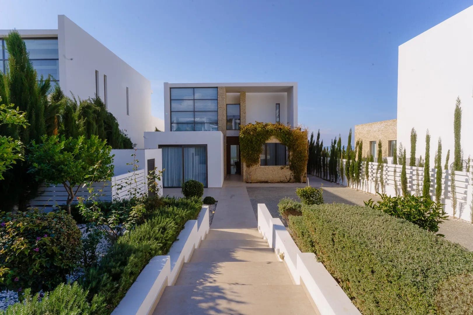 properties-STGEORGVIL-1.jpg