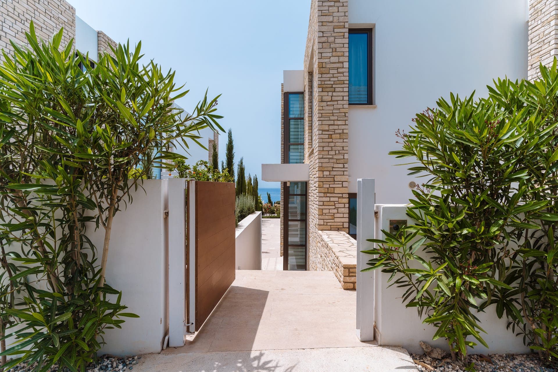 properties-STGEORGVIL-2.jpg