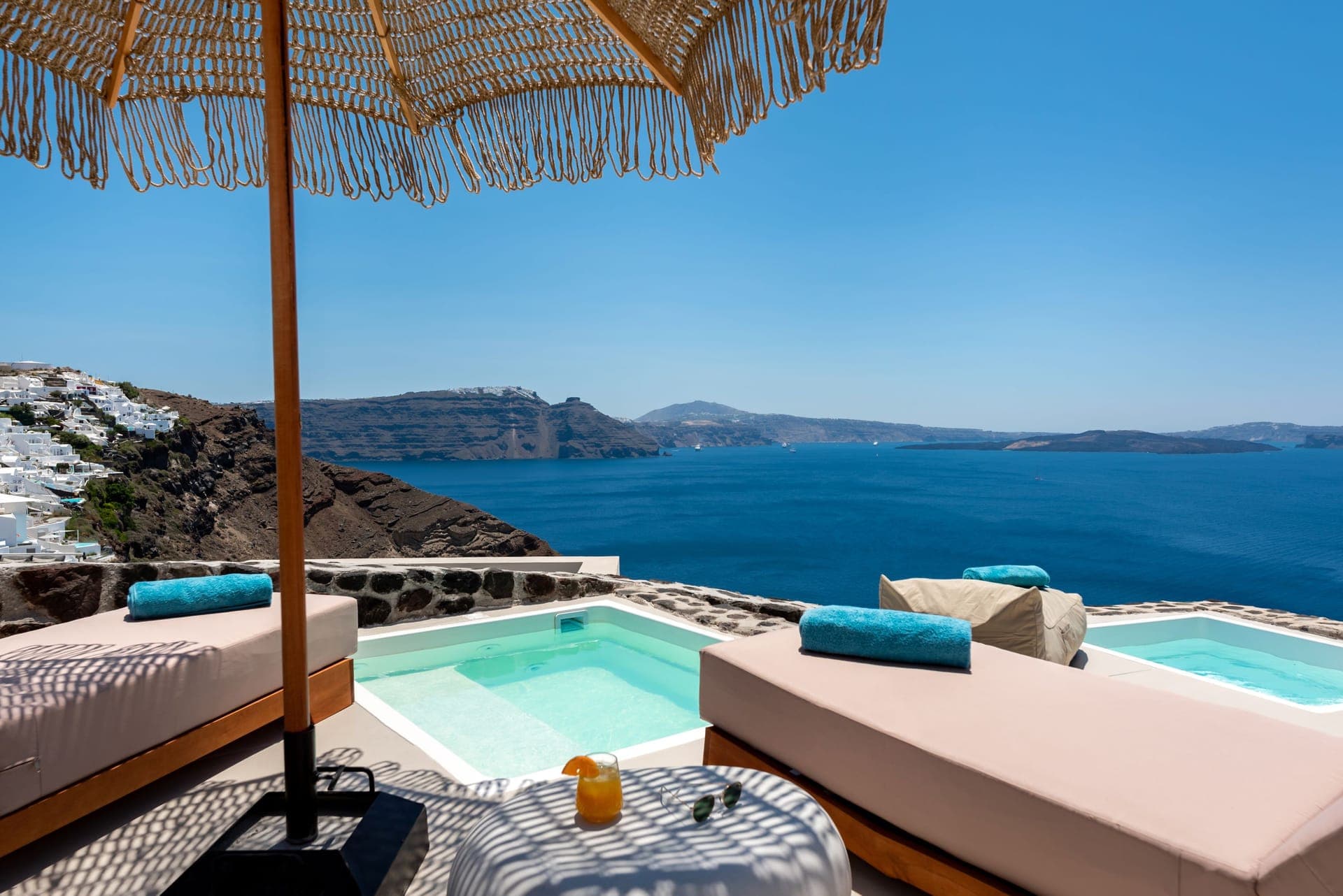 Outdoor plunge pools
