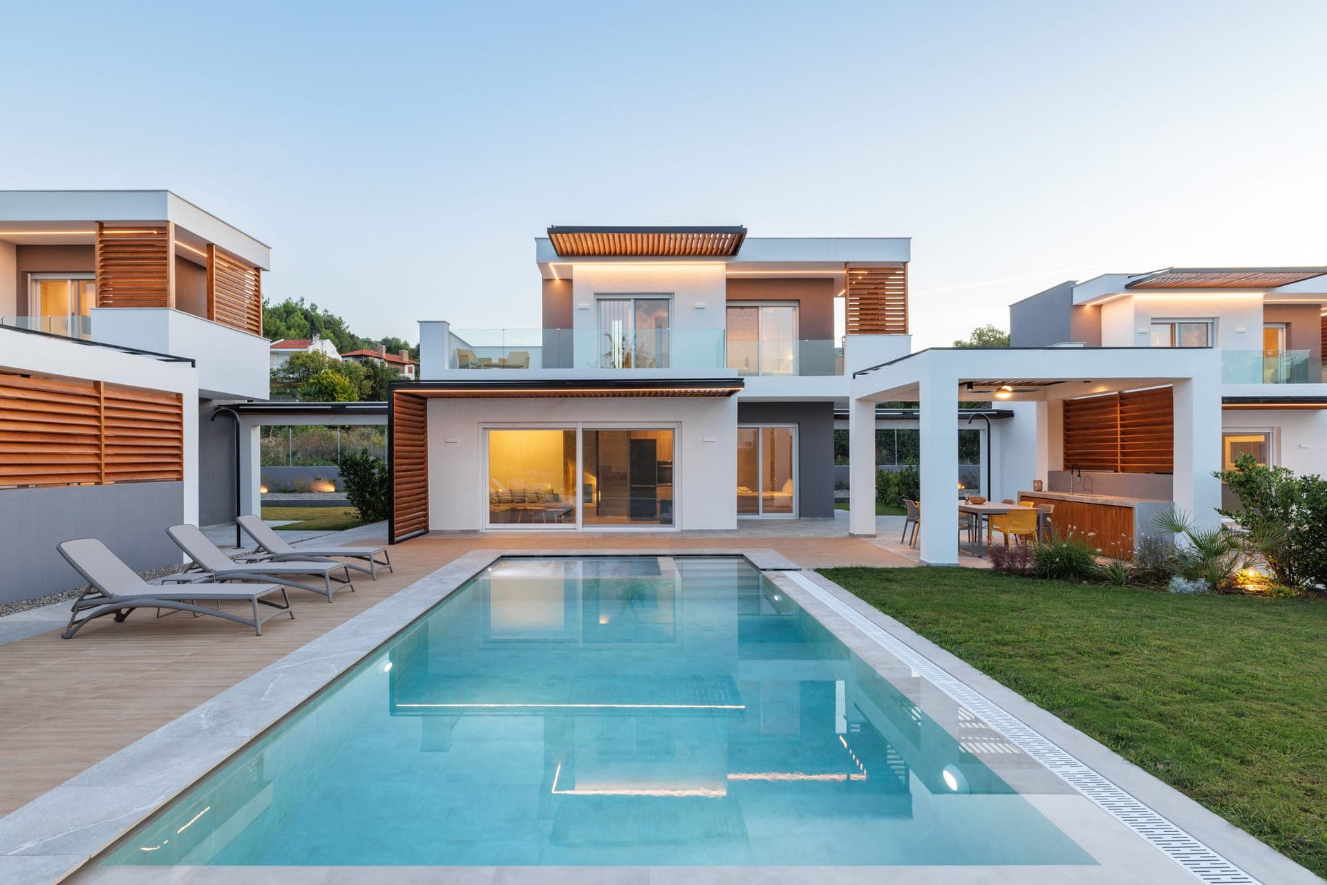 properties-SUMPEARL-1.jpg
