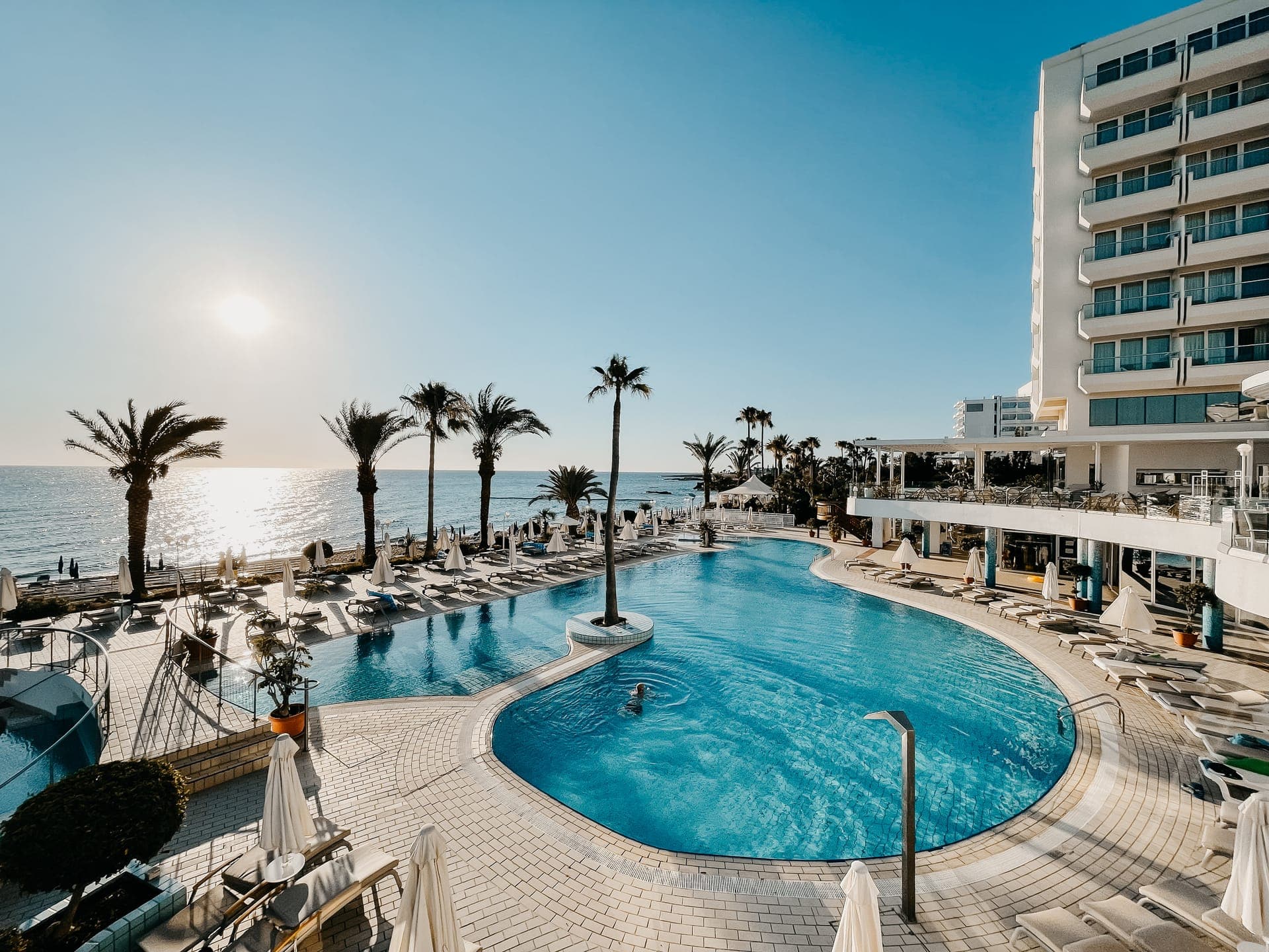 properties-SUNRBEACH-0.jpg