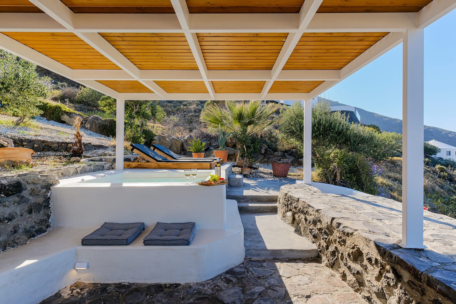 properties-SUNSEASUIT-3.jpg