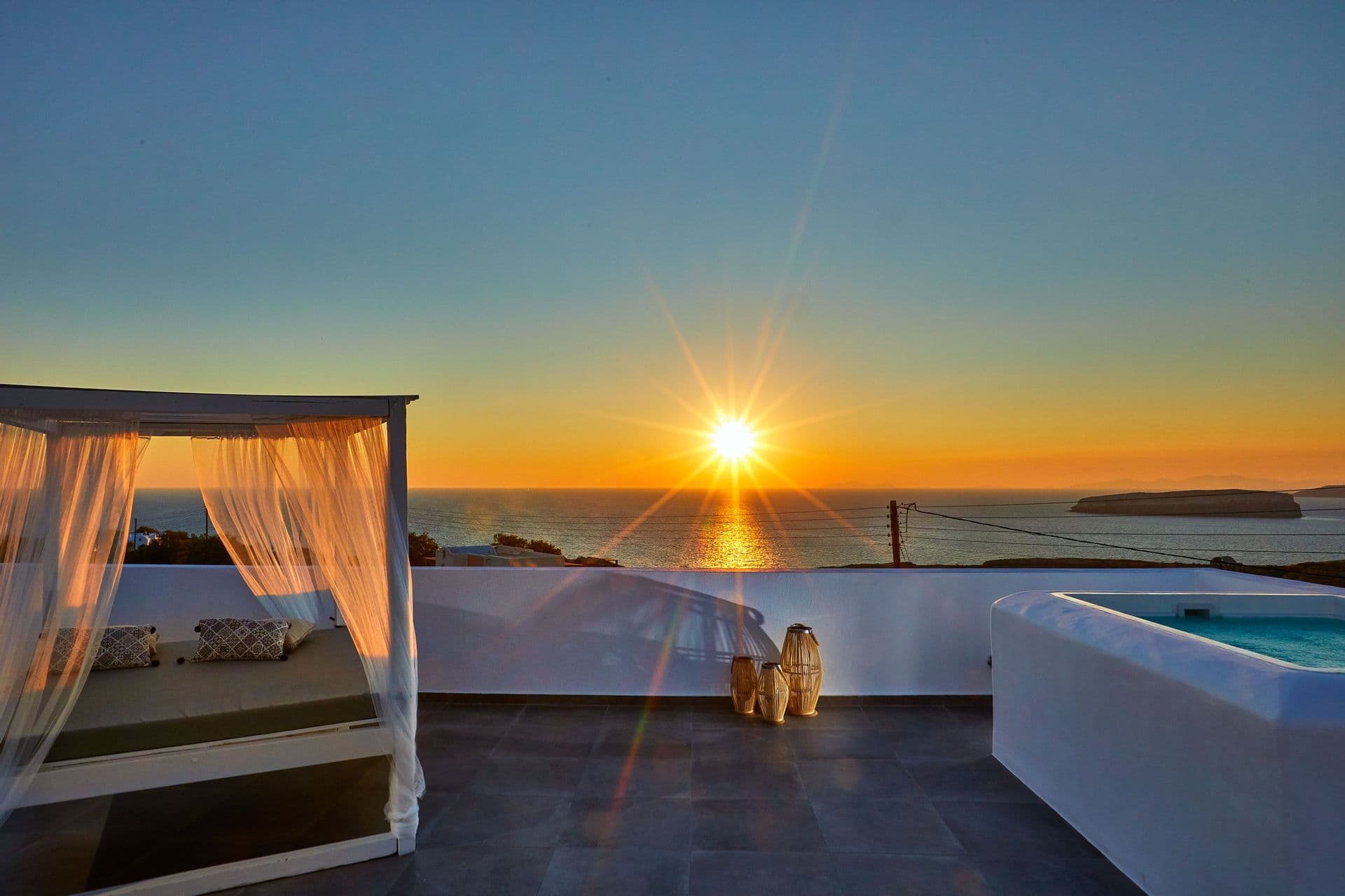 properties-SUNSETFAR-2.jpg