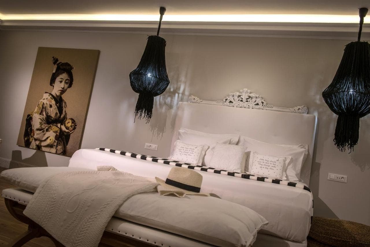 Luxury suite with bath