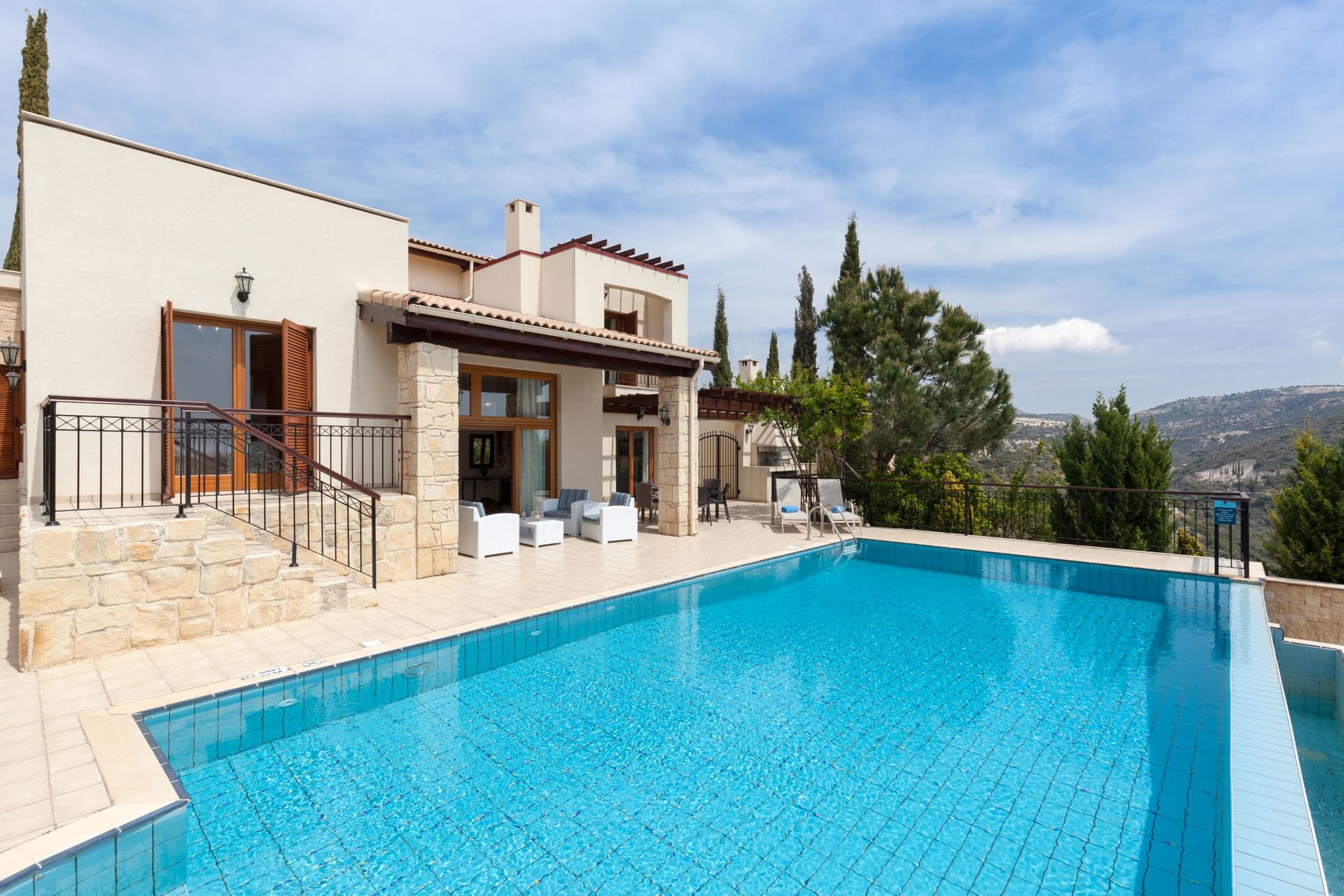 properties-SUPVILLAS-1.jpg