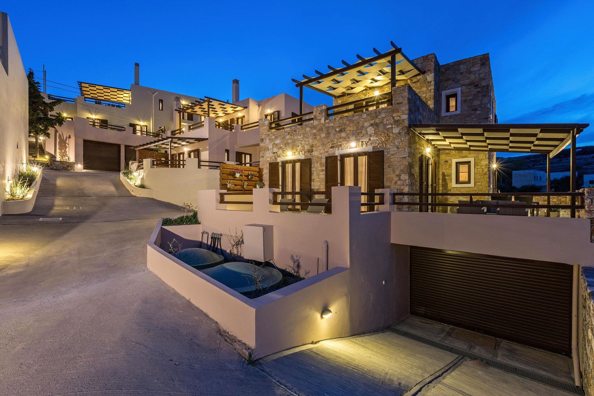 properties-SYRASUITES-0.jpg