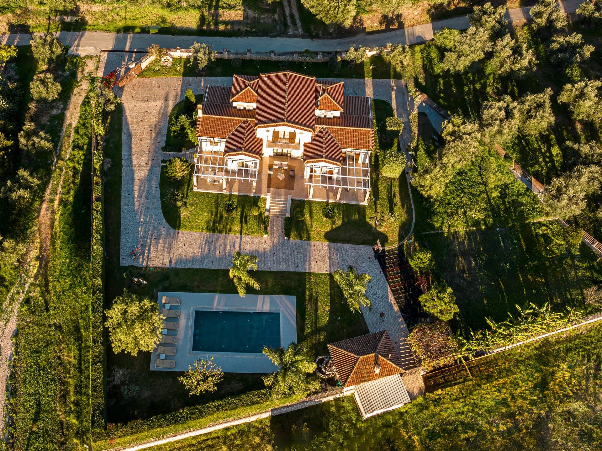 properties-TERRANOSTR-3.jpg