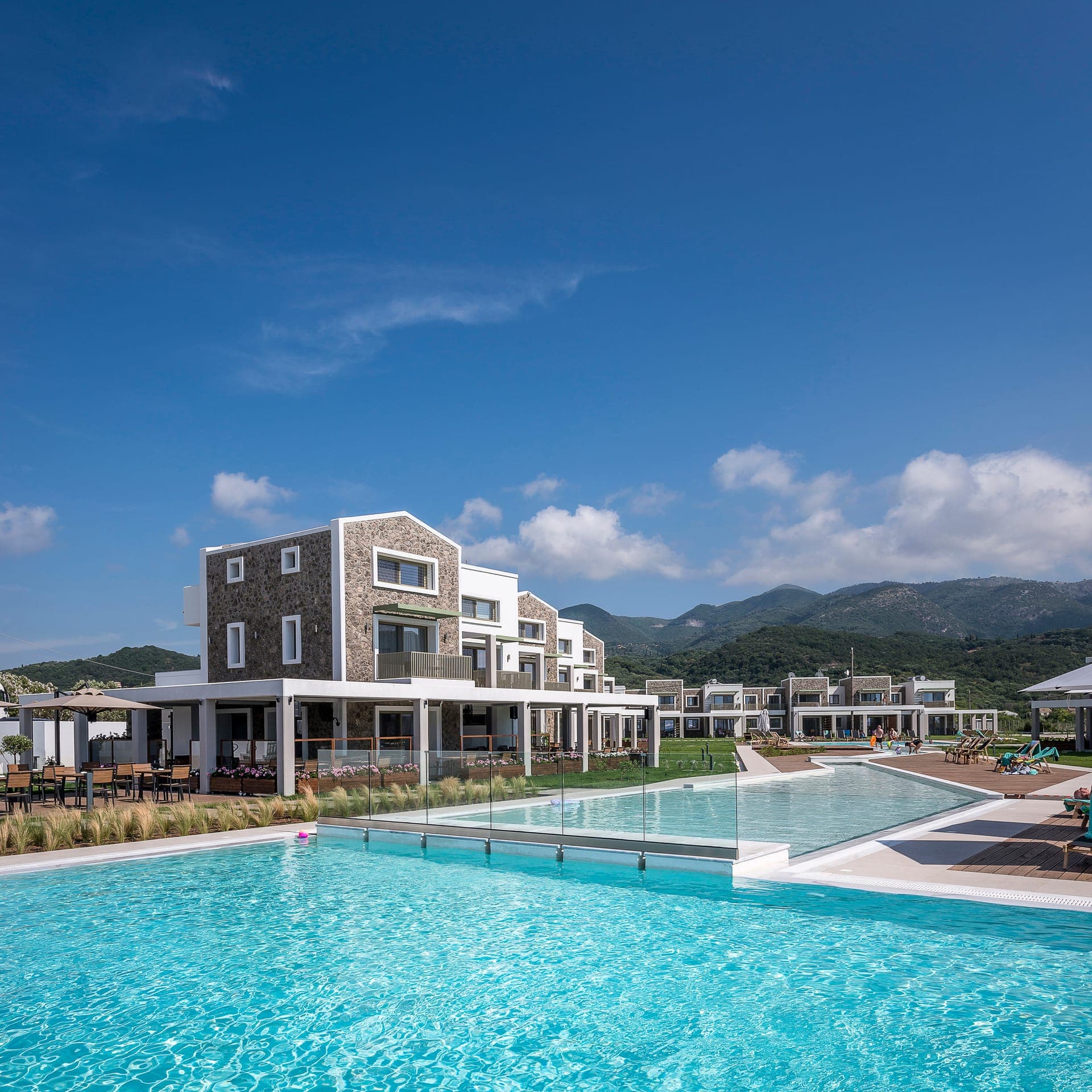 properties-THALASC-0.jpg