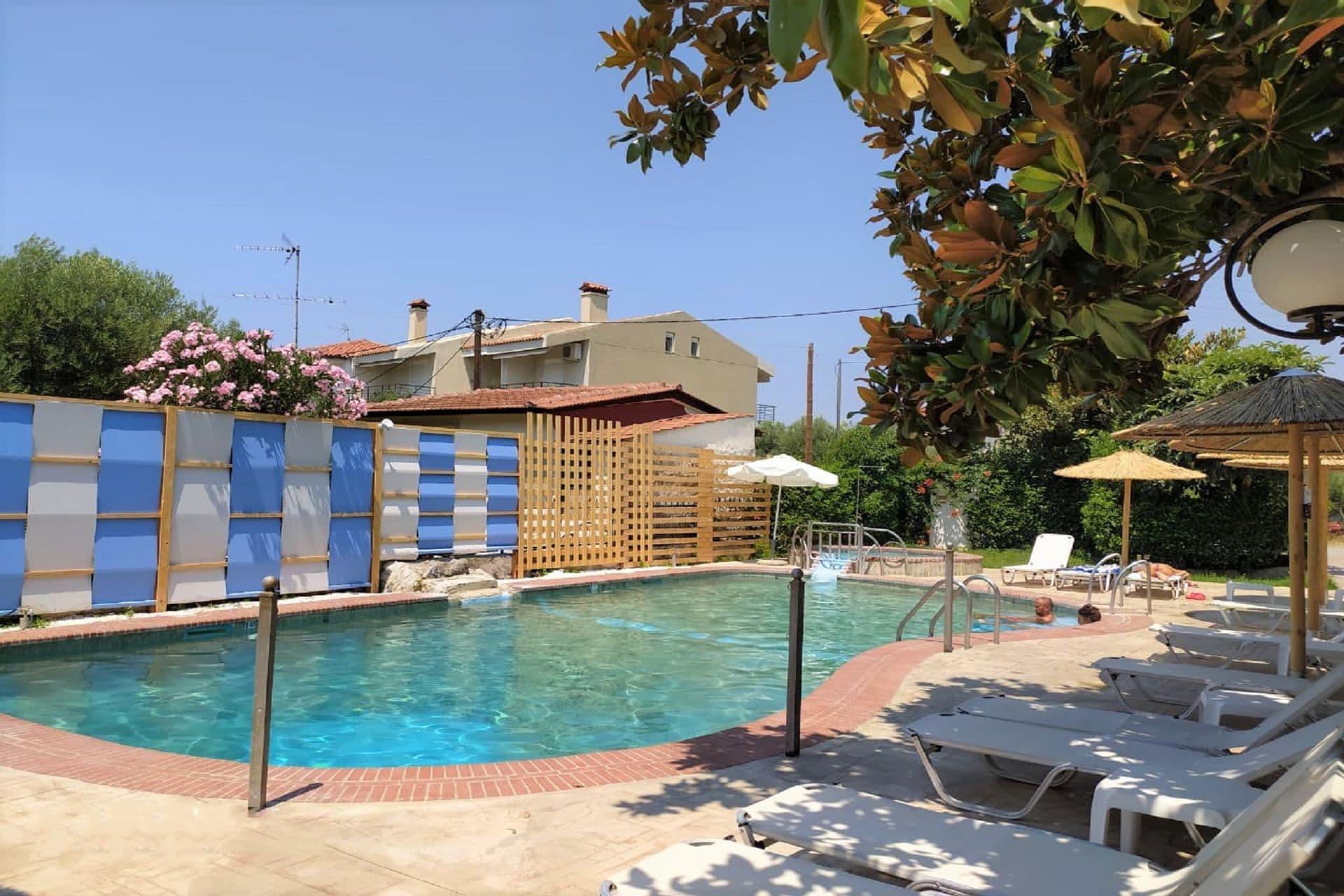 properties-THEMELIS-1.jpg