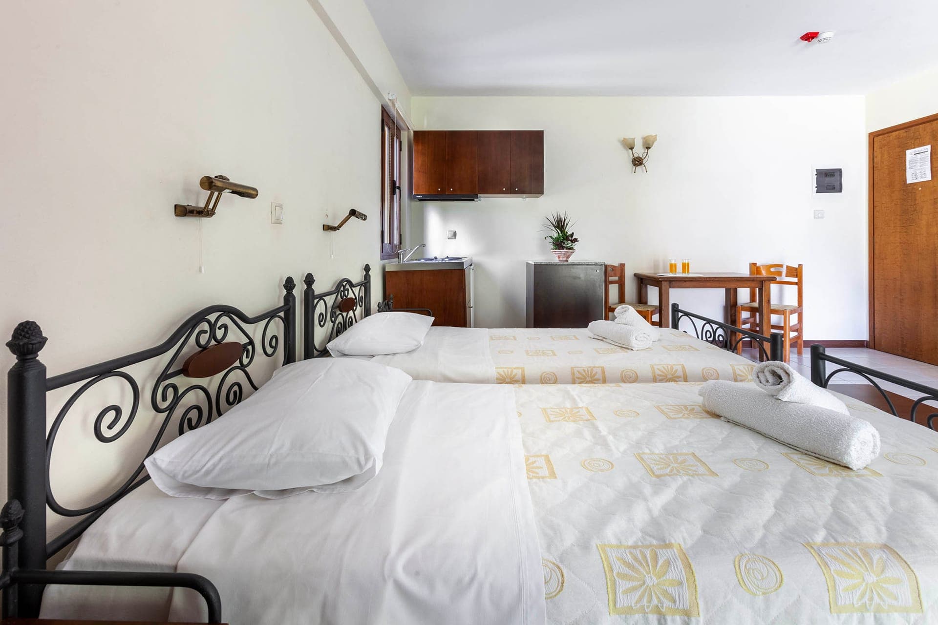 properties-THIMELI-1.jpg