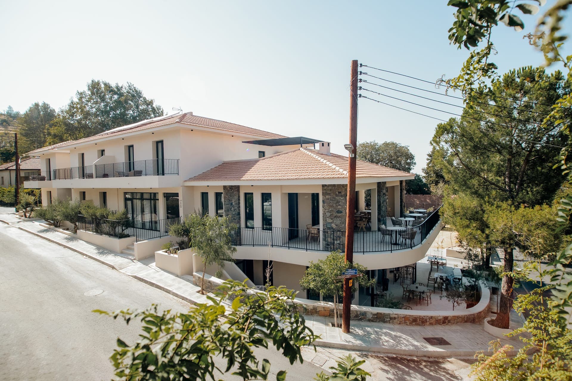 properties-THYMISES-0.jpg