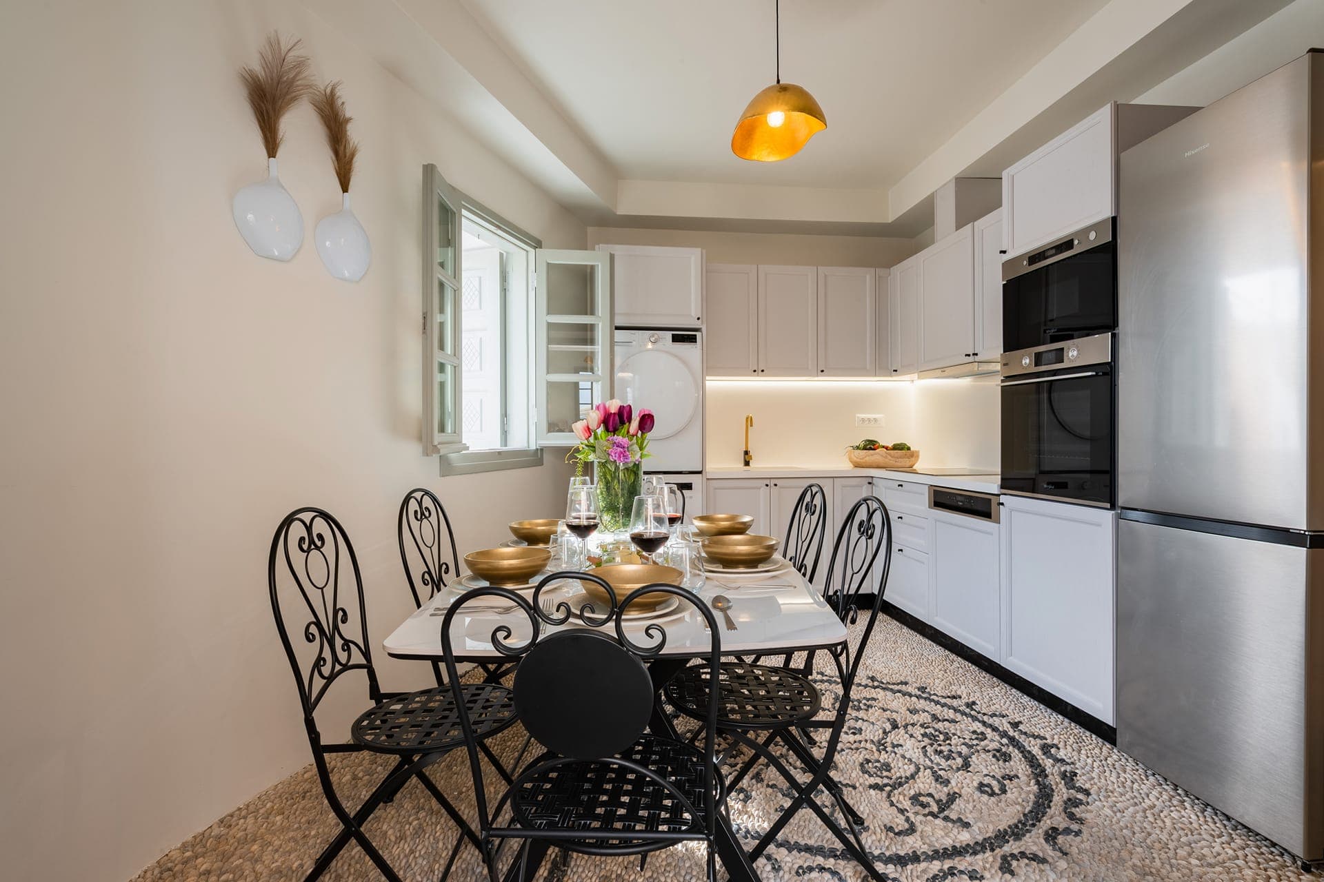 properties-TINASLIND-2.jpg