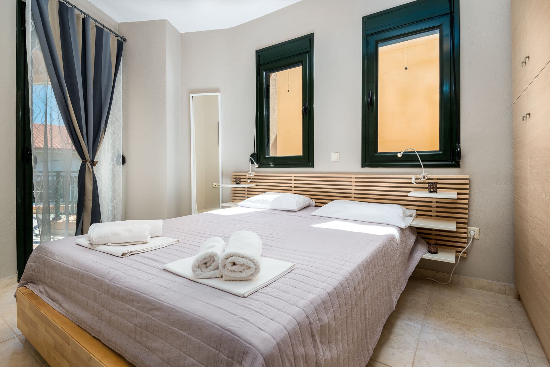 properties-TORONI-2.jpg