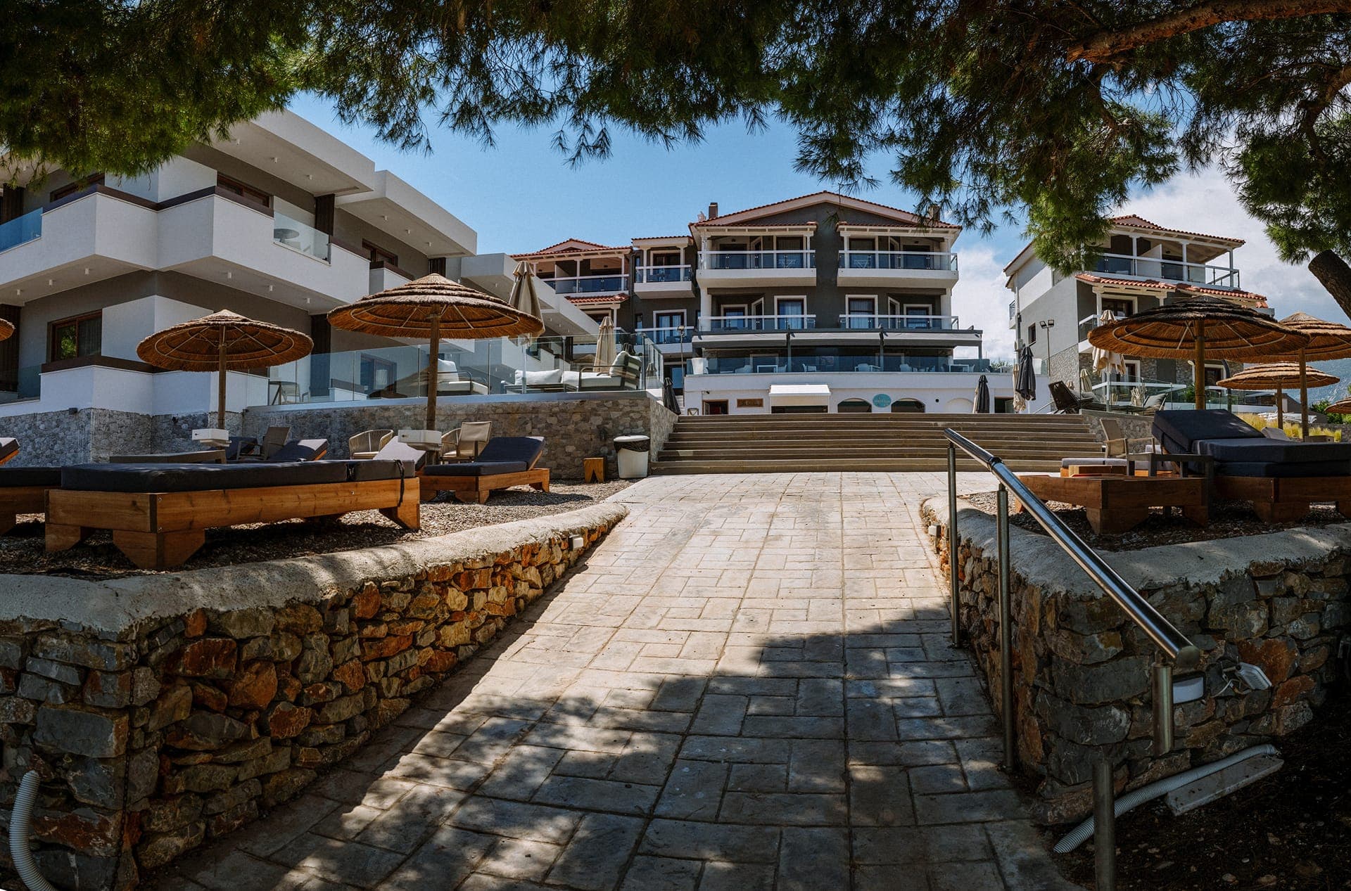 properties-TRIZONIABA-0.jpg