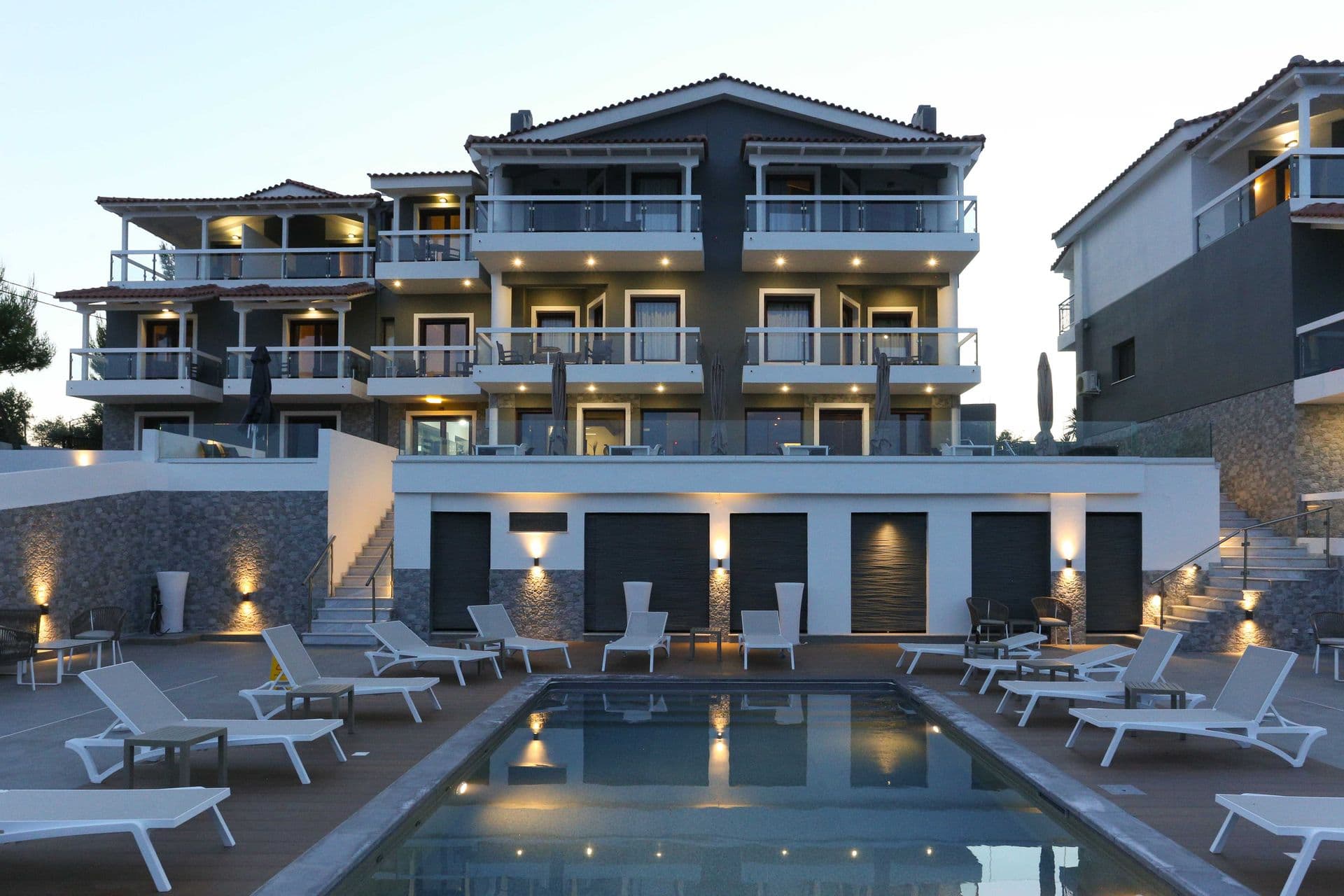 properties-TRIZONIABA-1.jpg