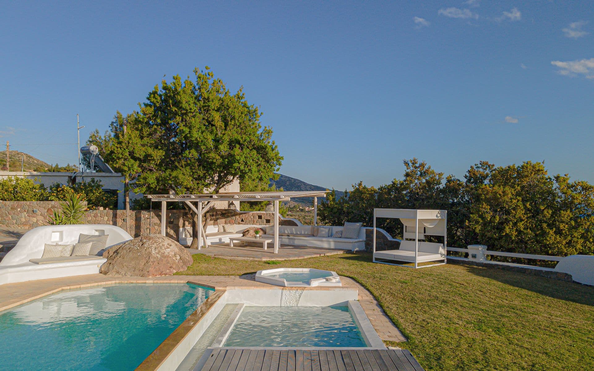 properties-TZIKIDES-3.jpg