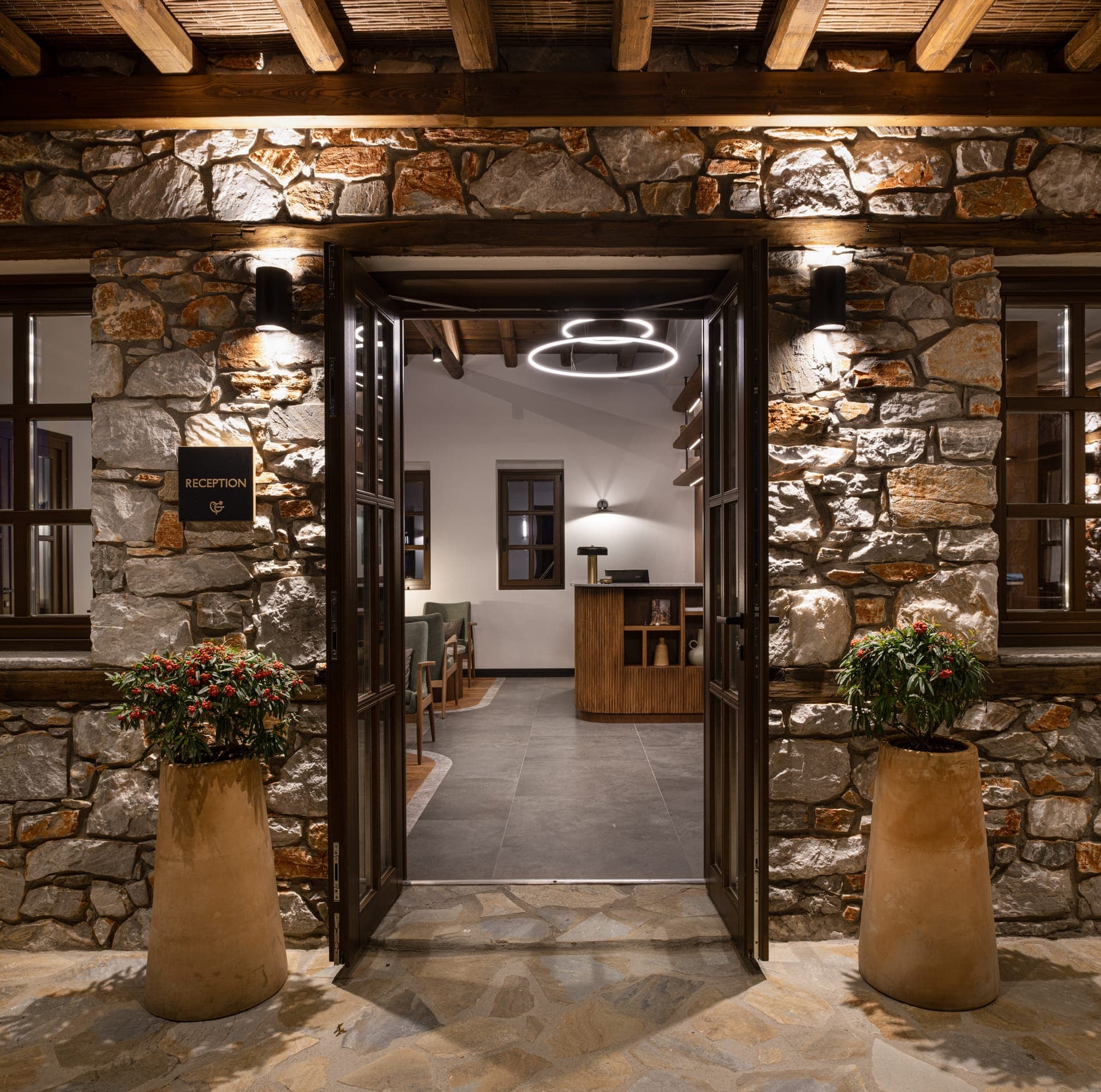 properties-UNEDO-4.jpg