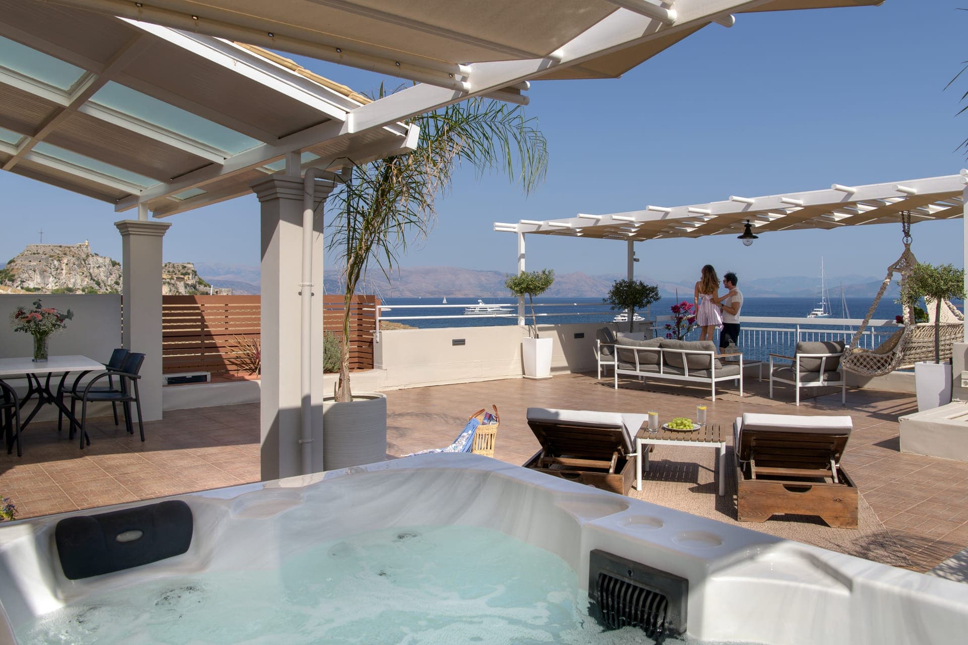 properties-UNIQUEAPRT-2.jpg