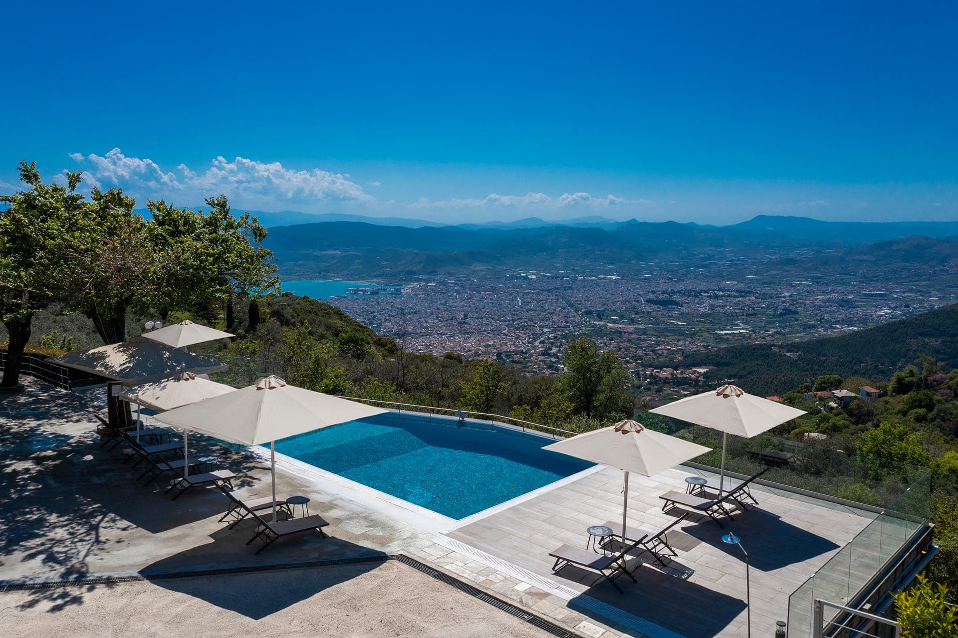 properties-VALENI-4.jpg