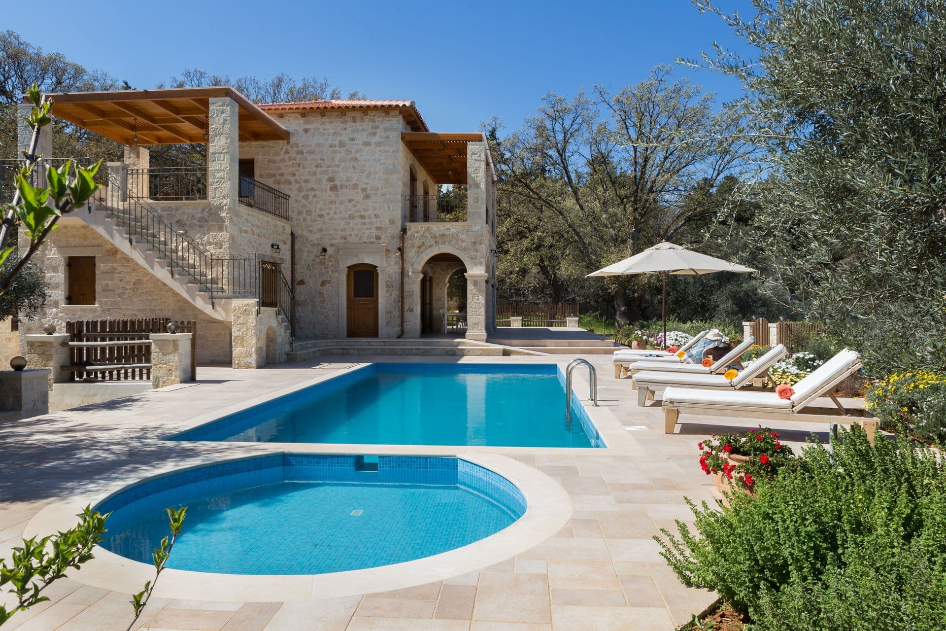 properties-VEDERI-0.jpg