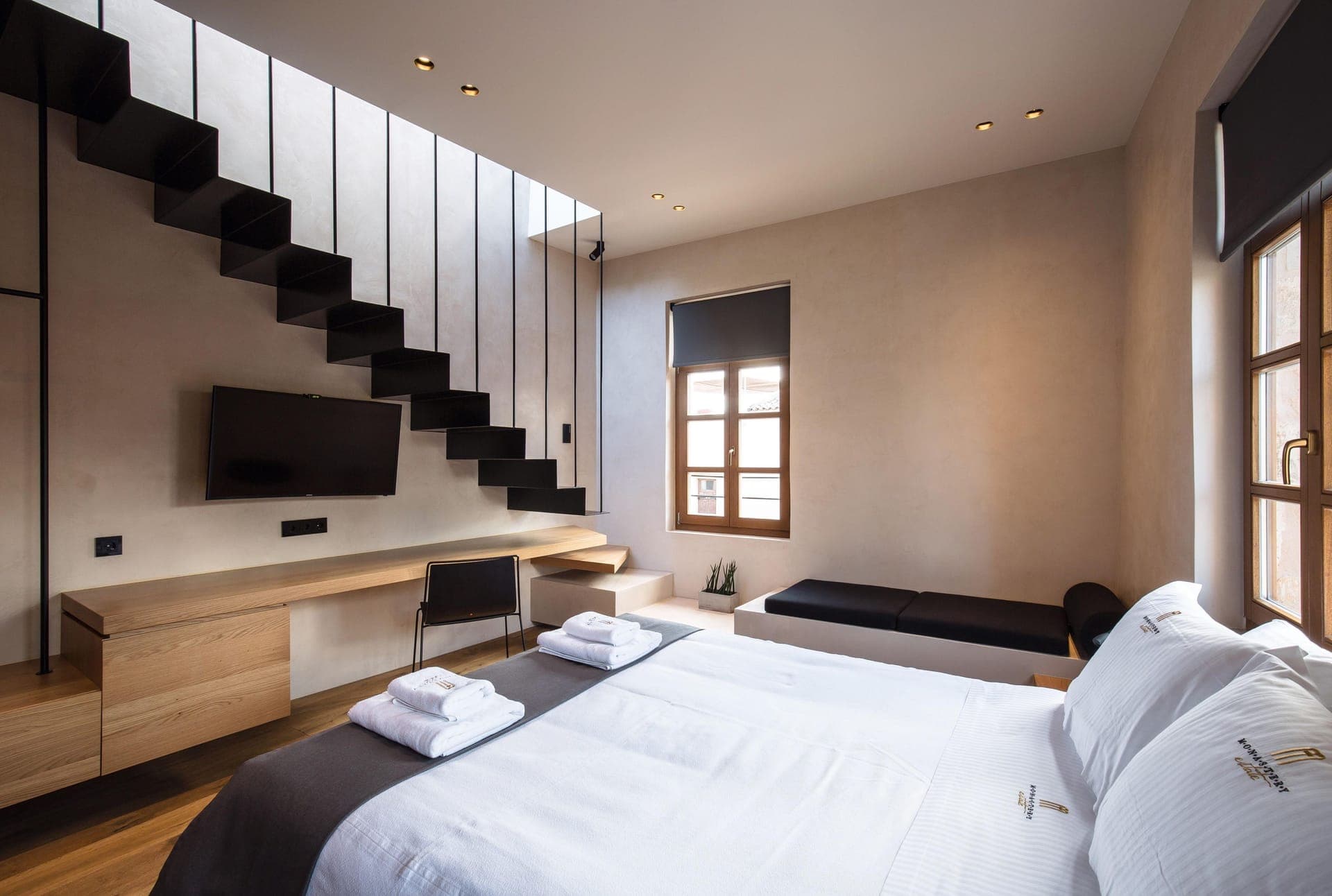 properties-VENETIANHA-3.jpg