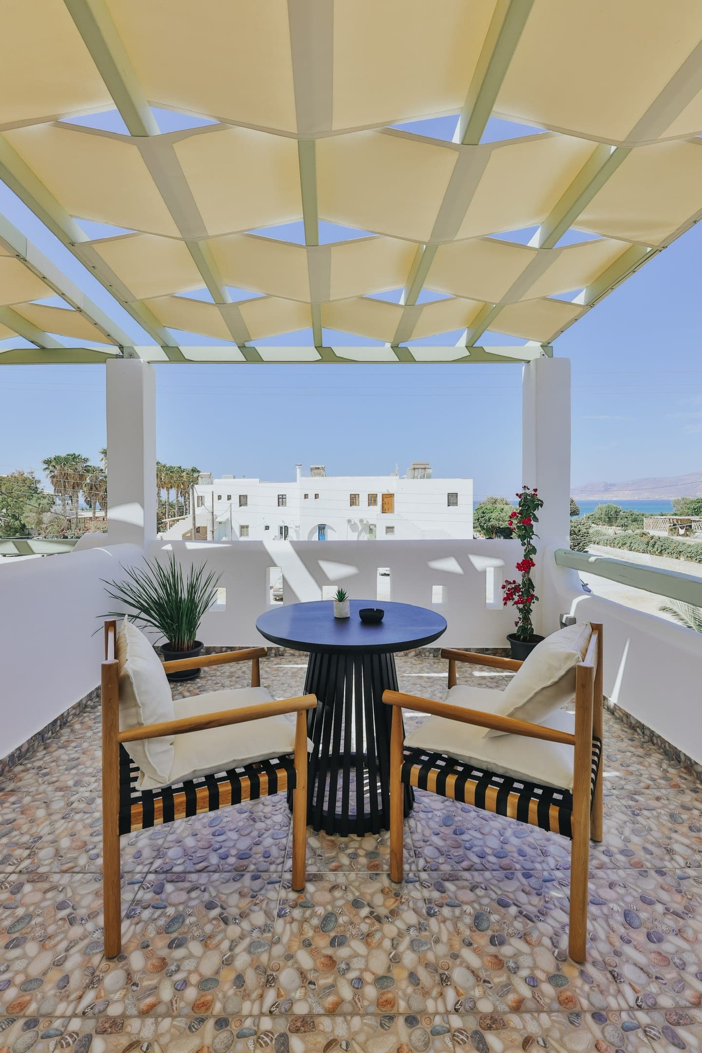 properties-VERANDA-2.jpg