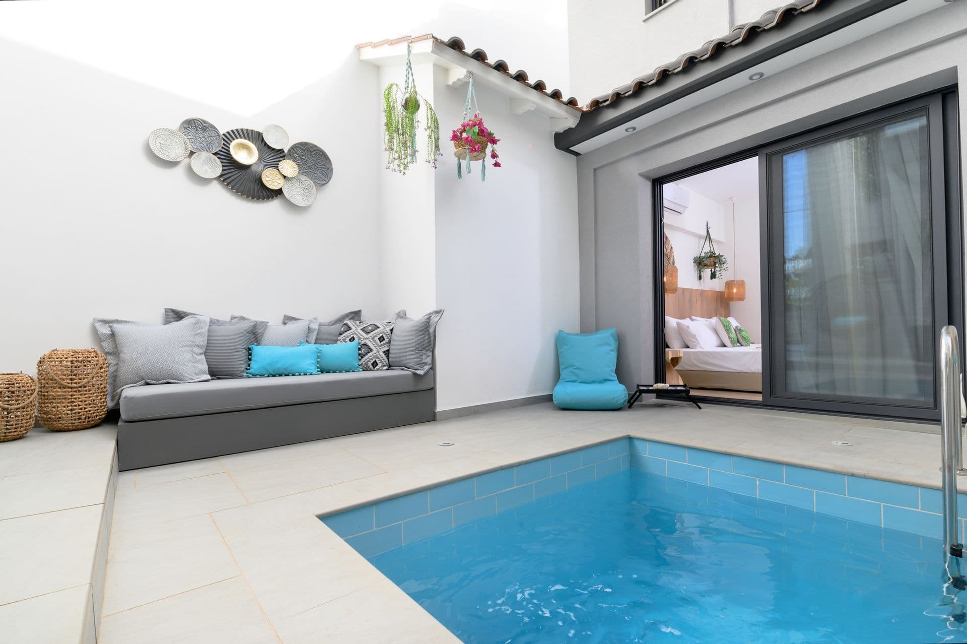 properties-VERSAVILLA-4.jpg