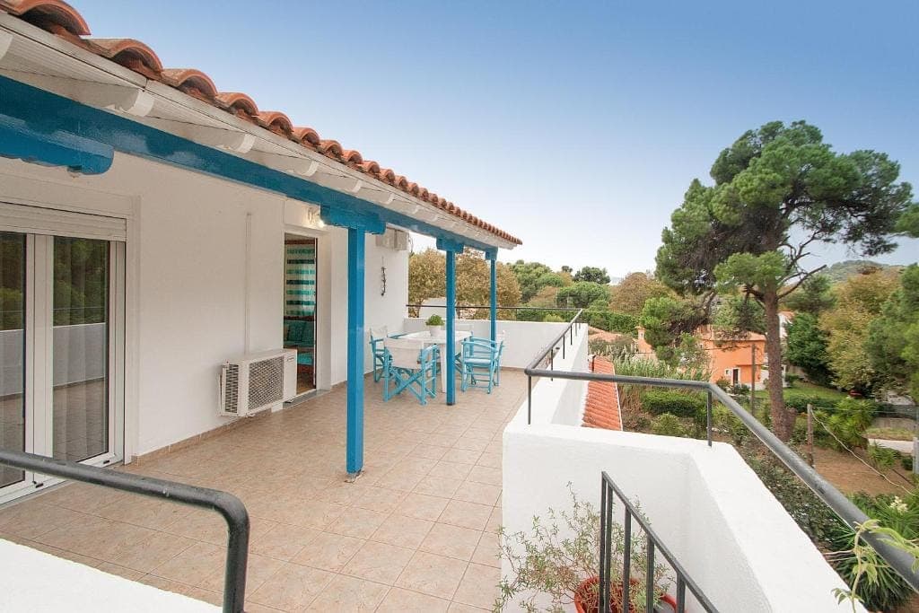 properties-VILALEXIS-2.jpg