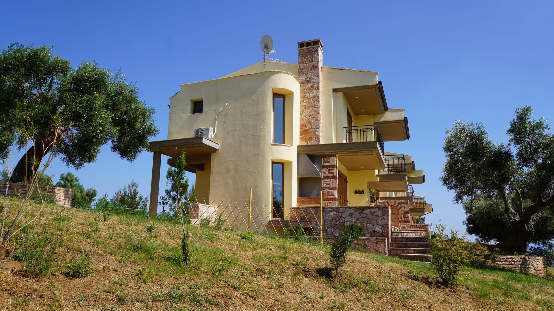 properties-VILLA3PKAS-0.jpg