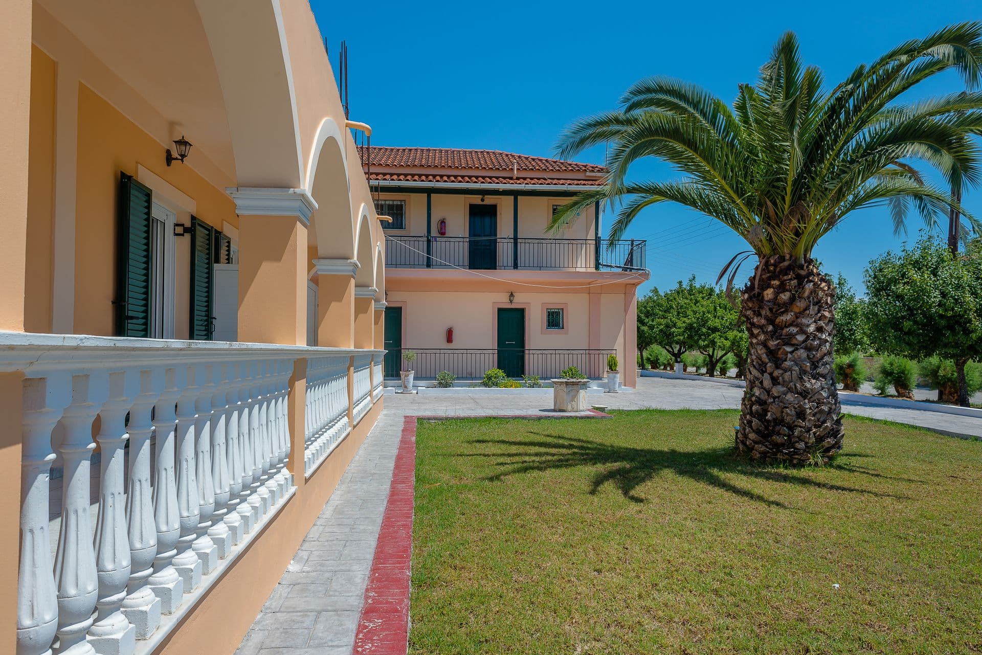 properties-VILLAG-0.jpg