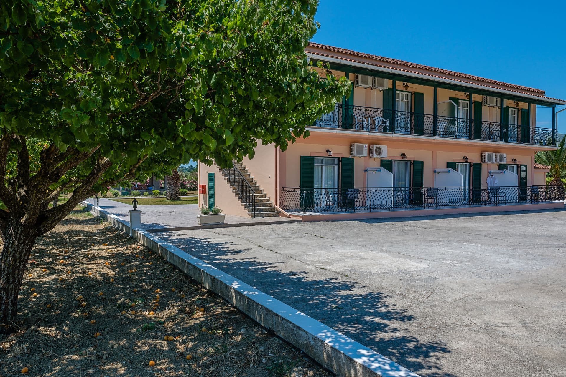 properties-VILLAG-2.jpg