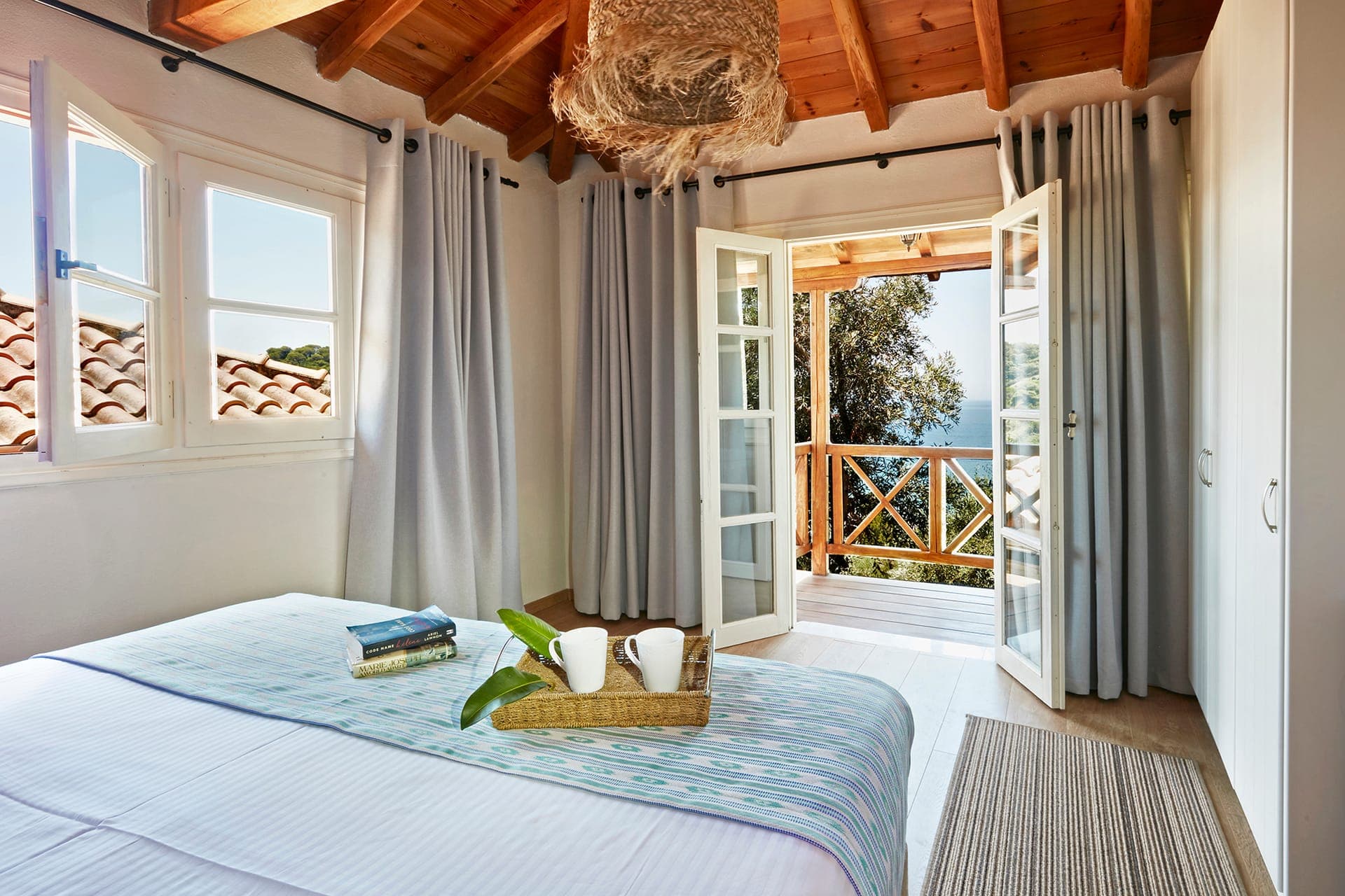 properties-VILLAIRA-0.jpg