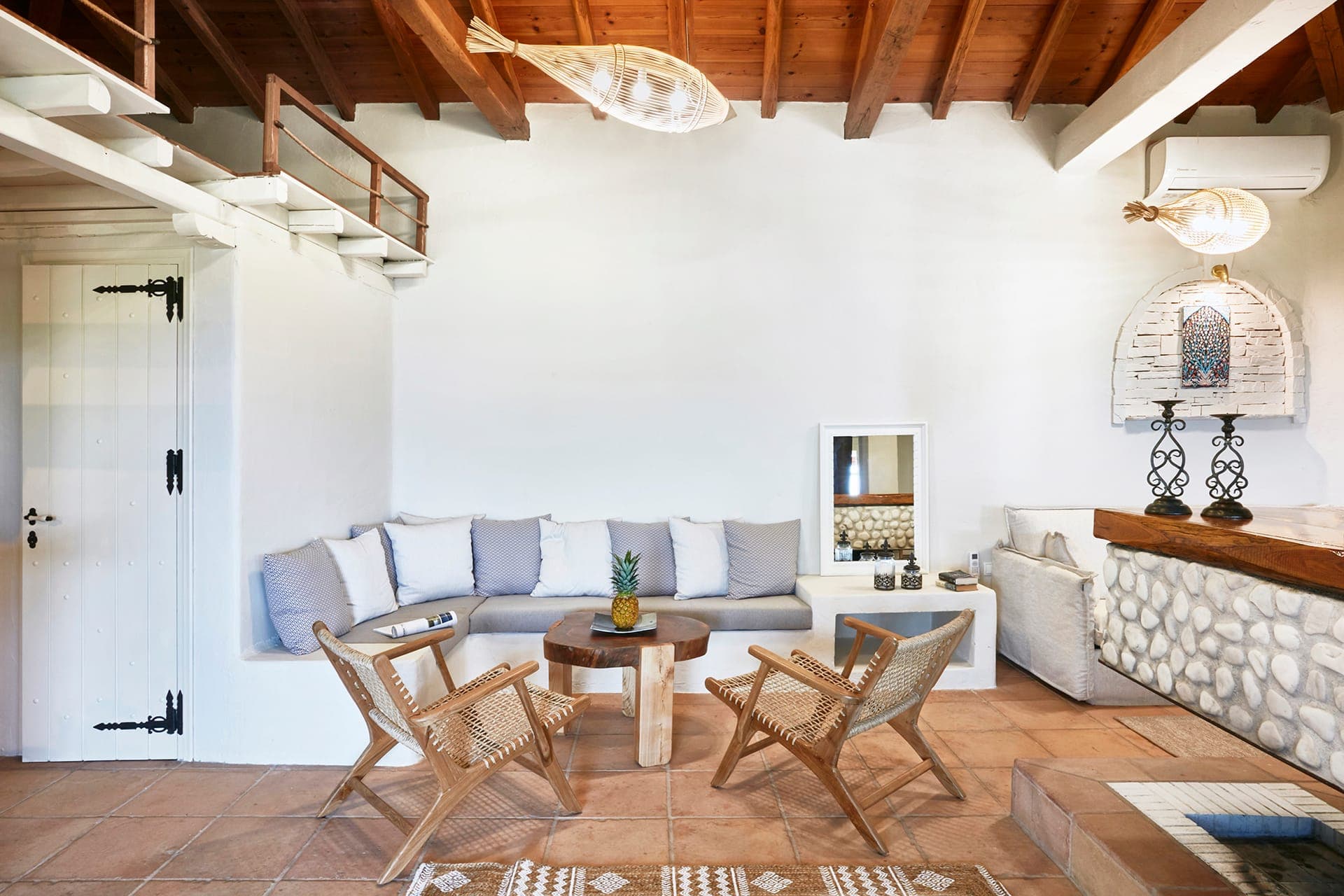 properties-VILLAIRA-1.jpg