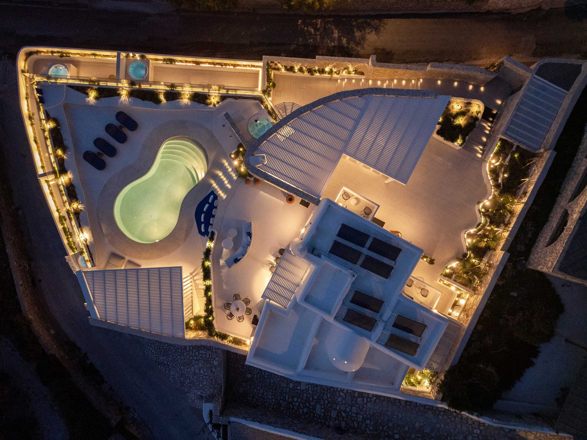 properties-VILLALAPIS-1.jpg