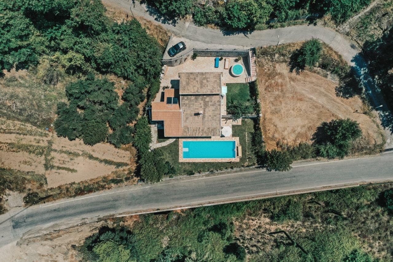 properties-VILLALETOC-2.jpg