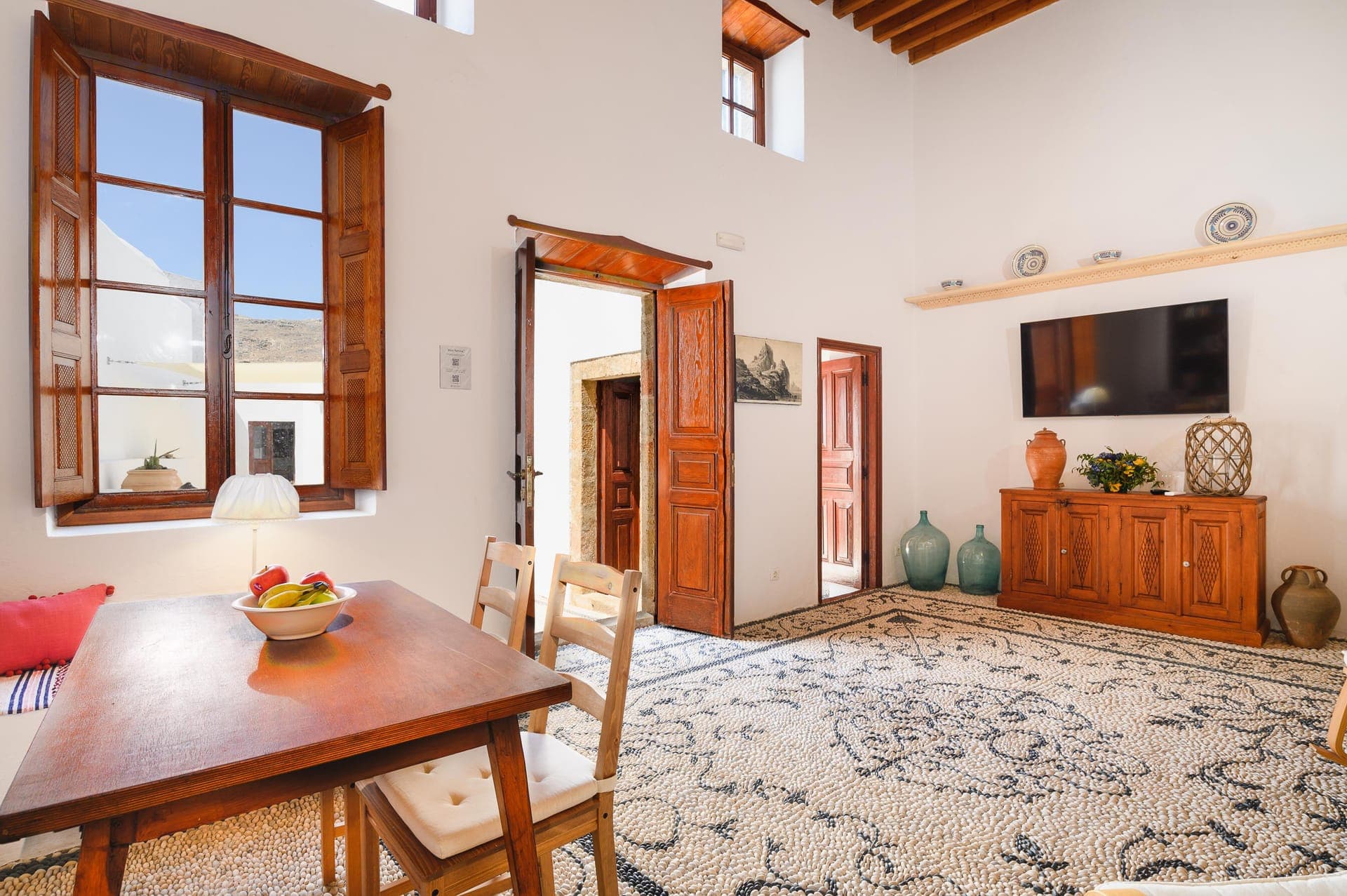 properties-VILLANOUNA-0.jpg