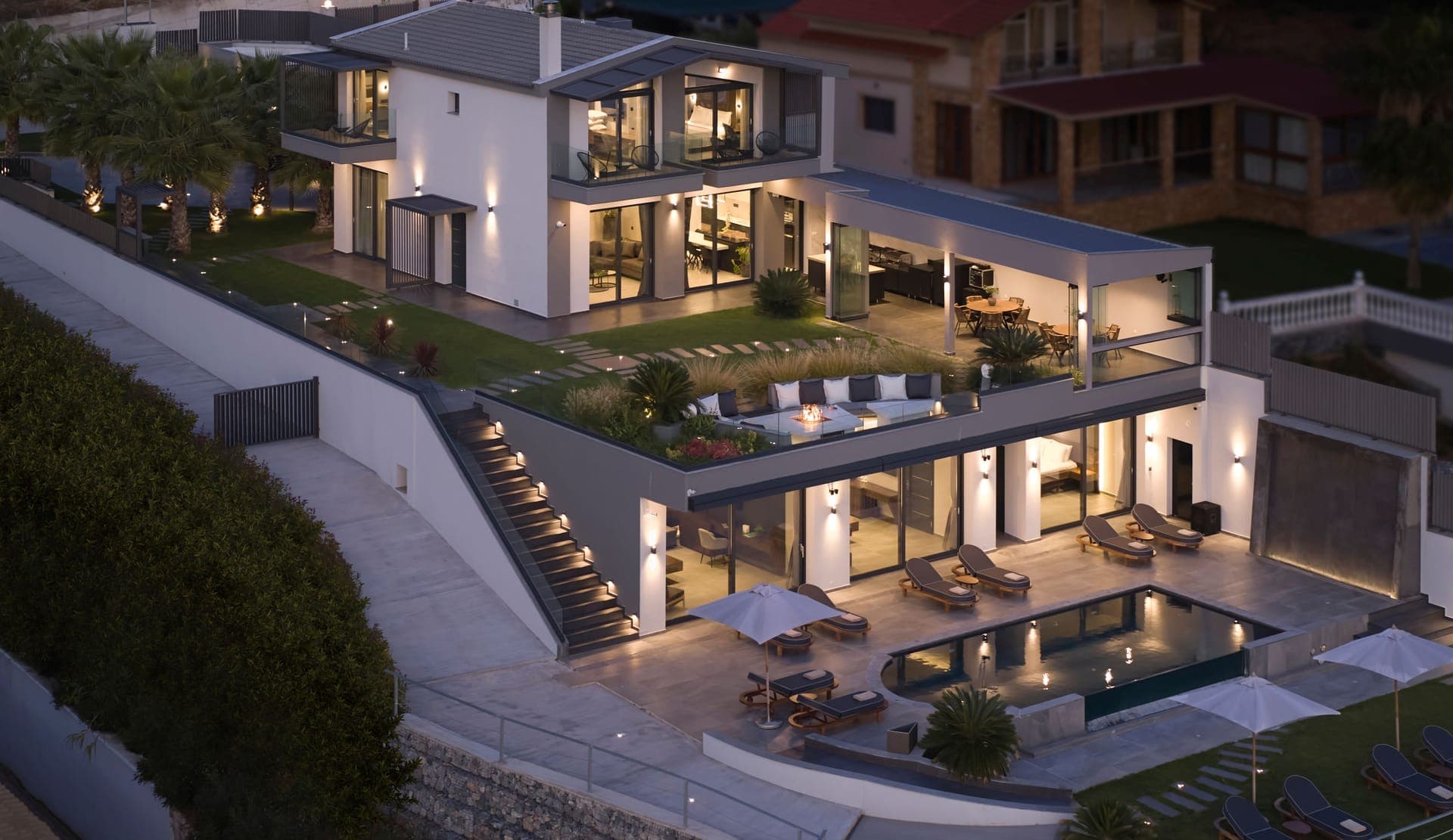properties-VILLAOMNIA-3.jpg