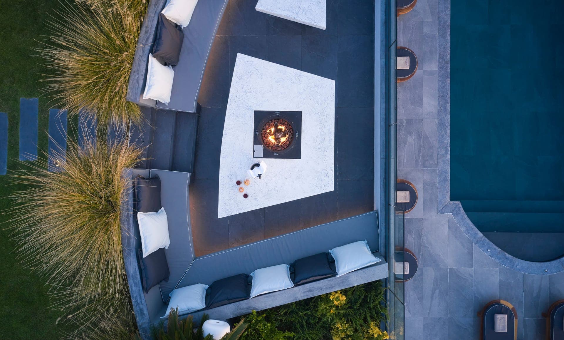 properties-VILLAOMNIA-4.jpg