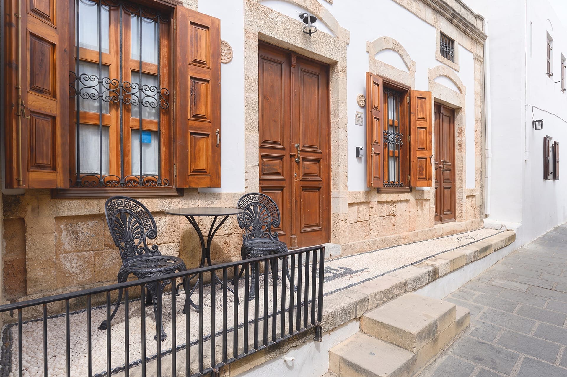 properties-VILLASOKAK-0.jpg